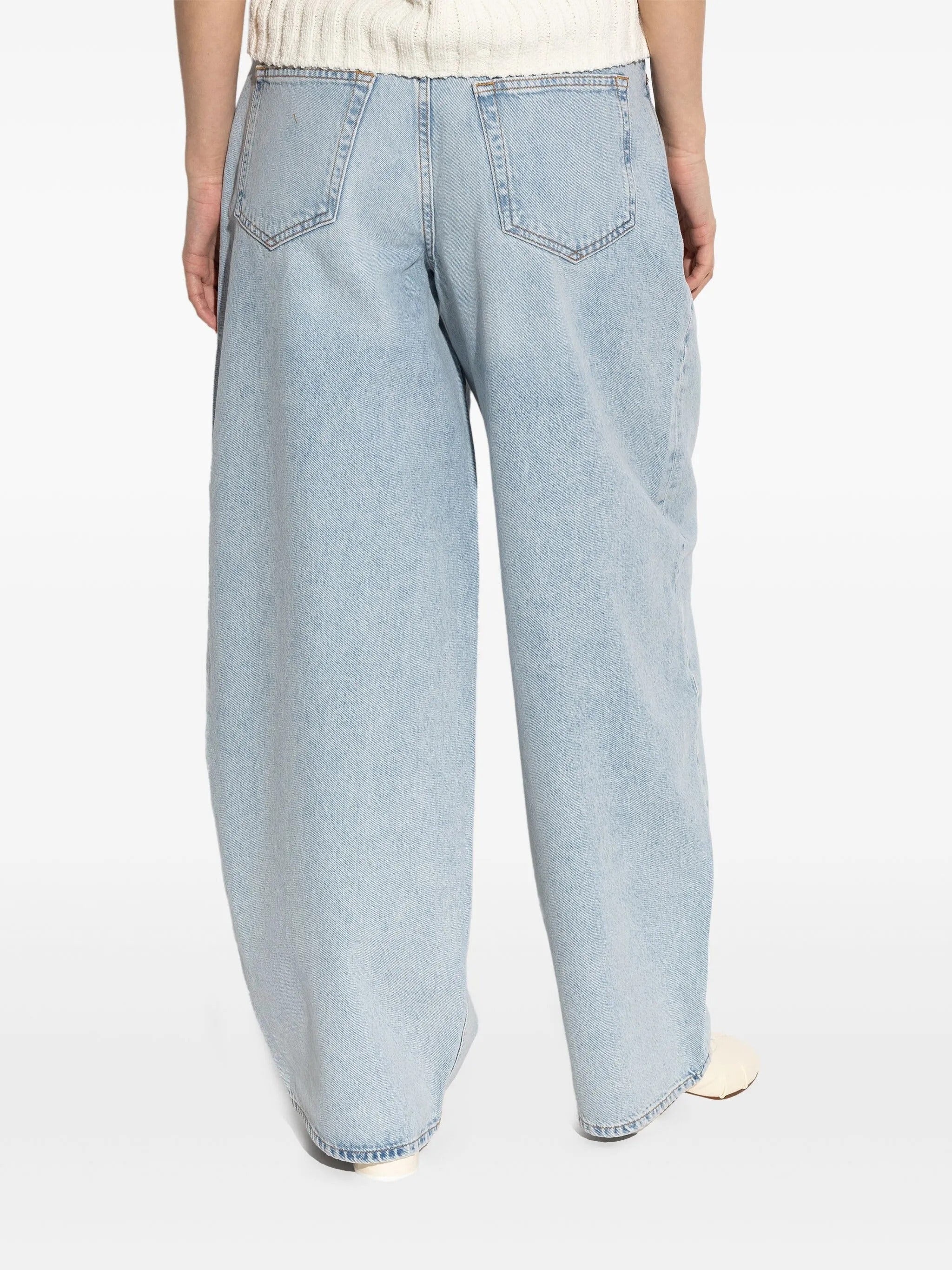Saharper jeans