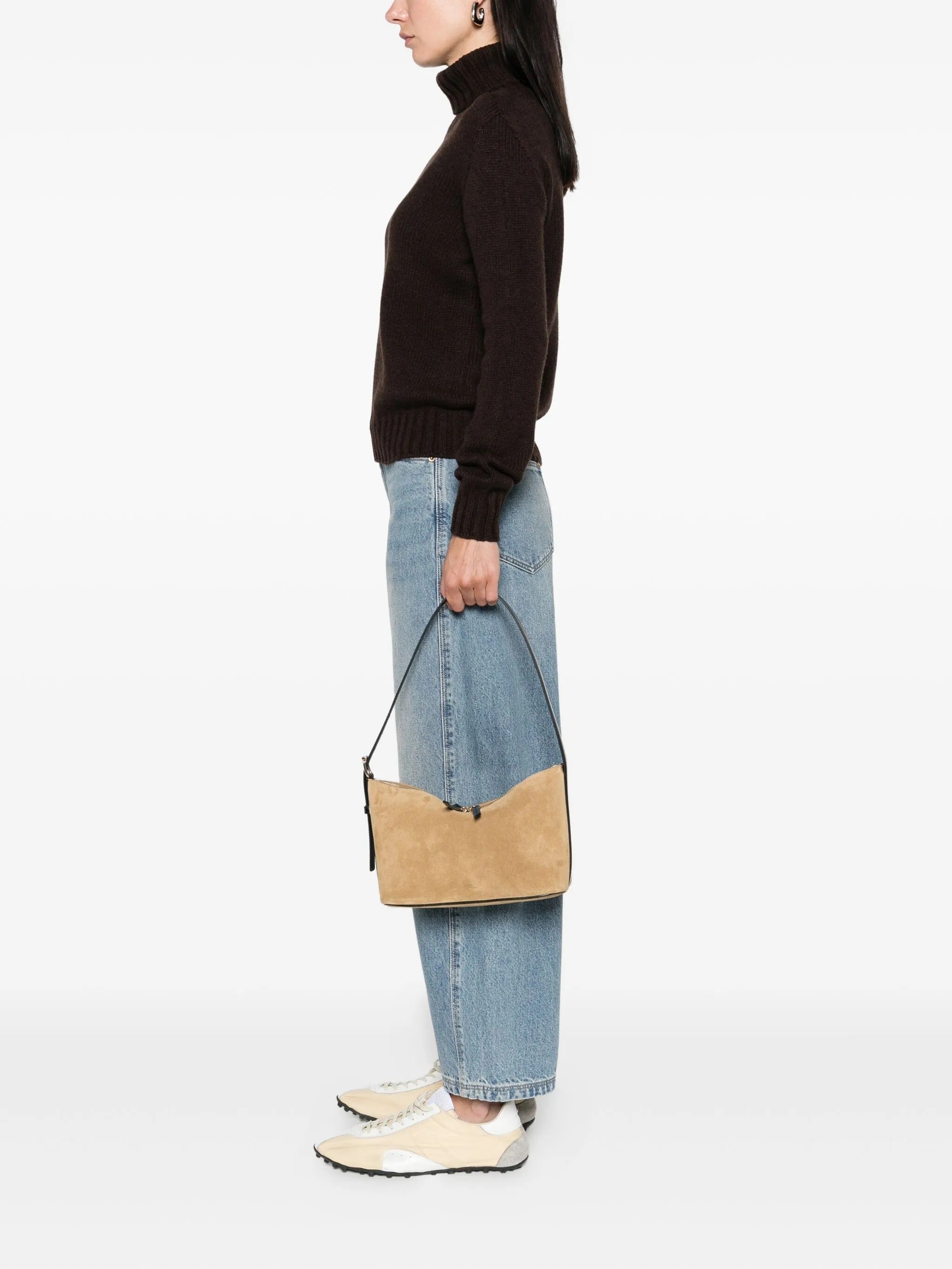 Sac vera shoulder