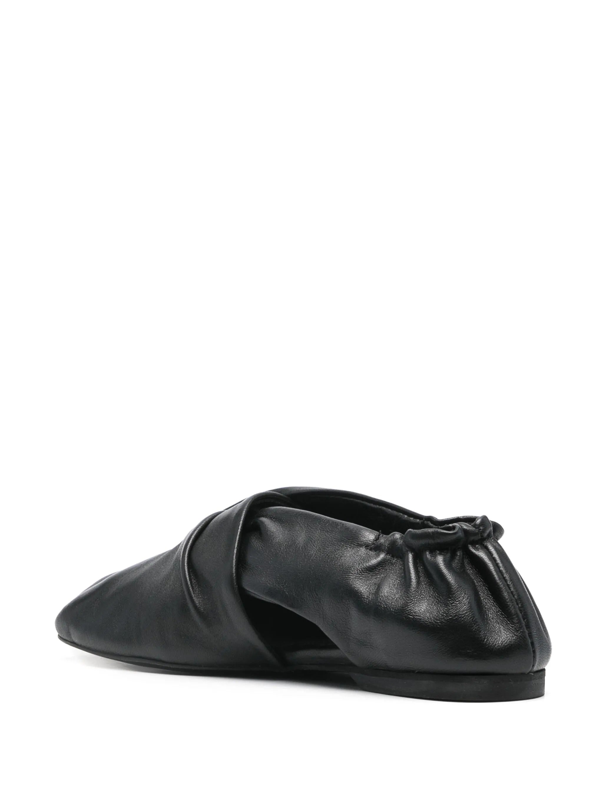 Alaula black leather ballet flats
