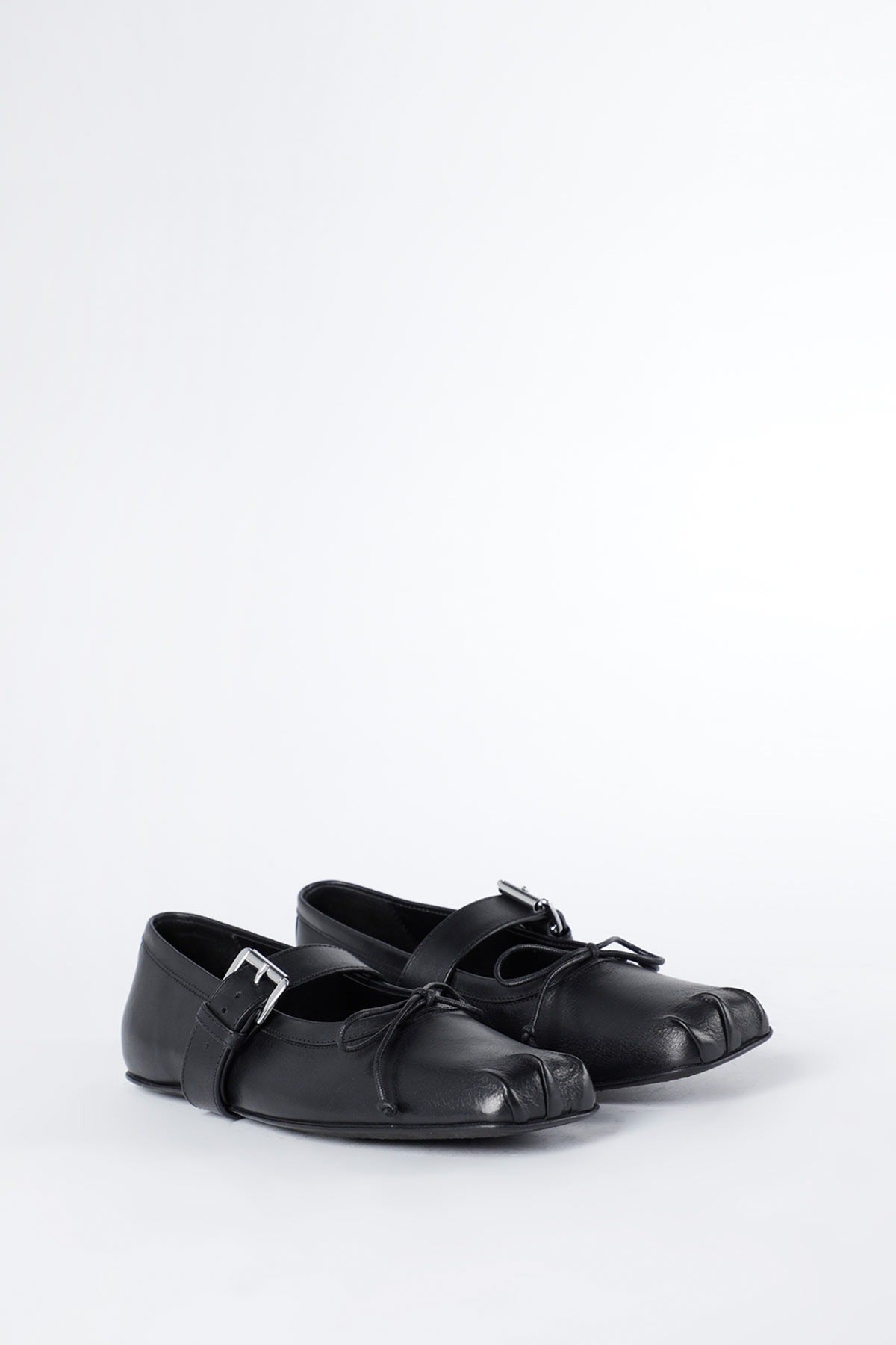 Zoey ballerinas with belt