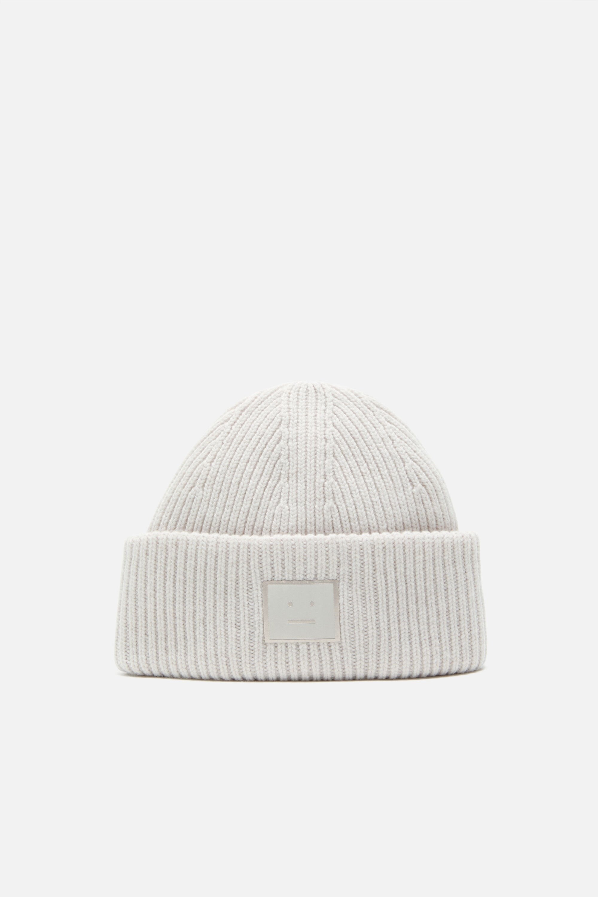 Fa ux hats000255
