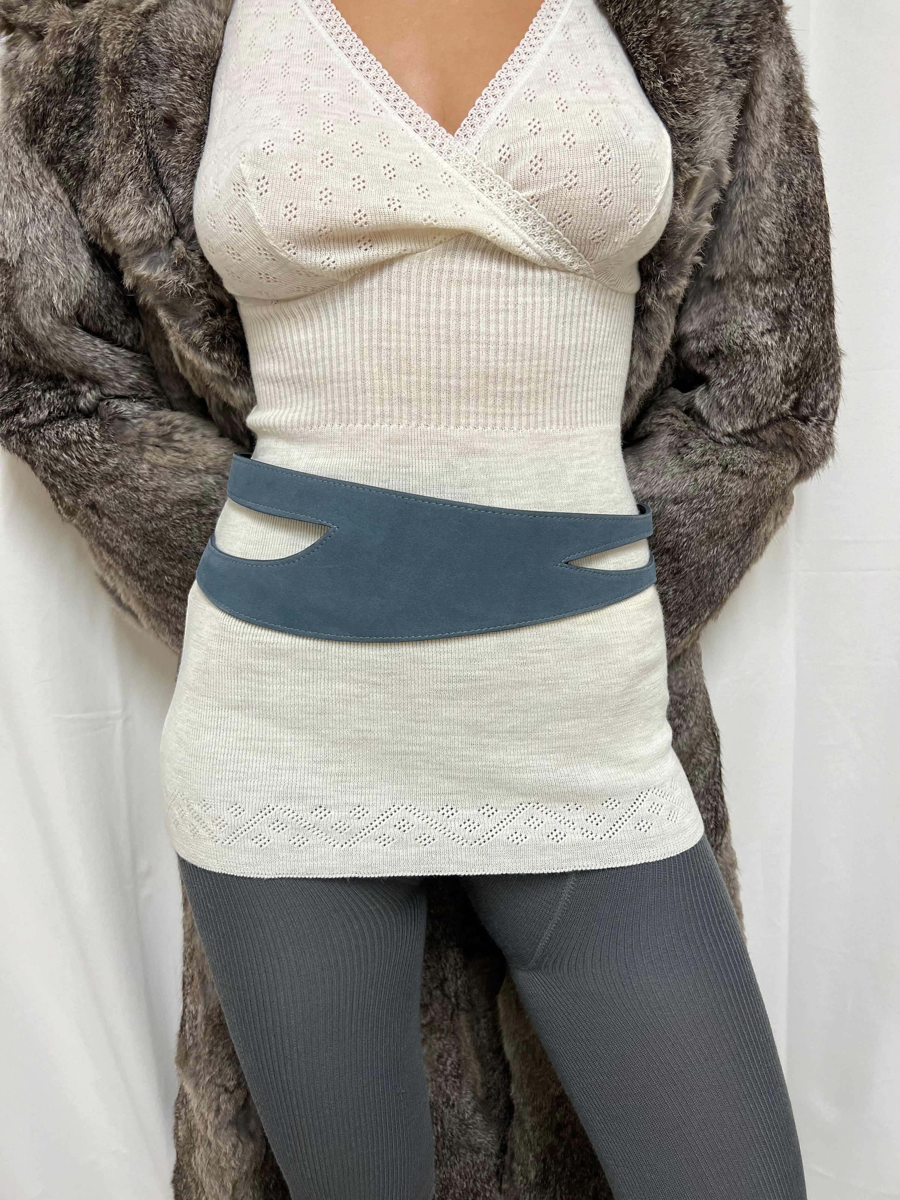 Suede belt