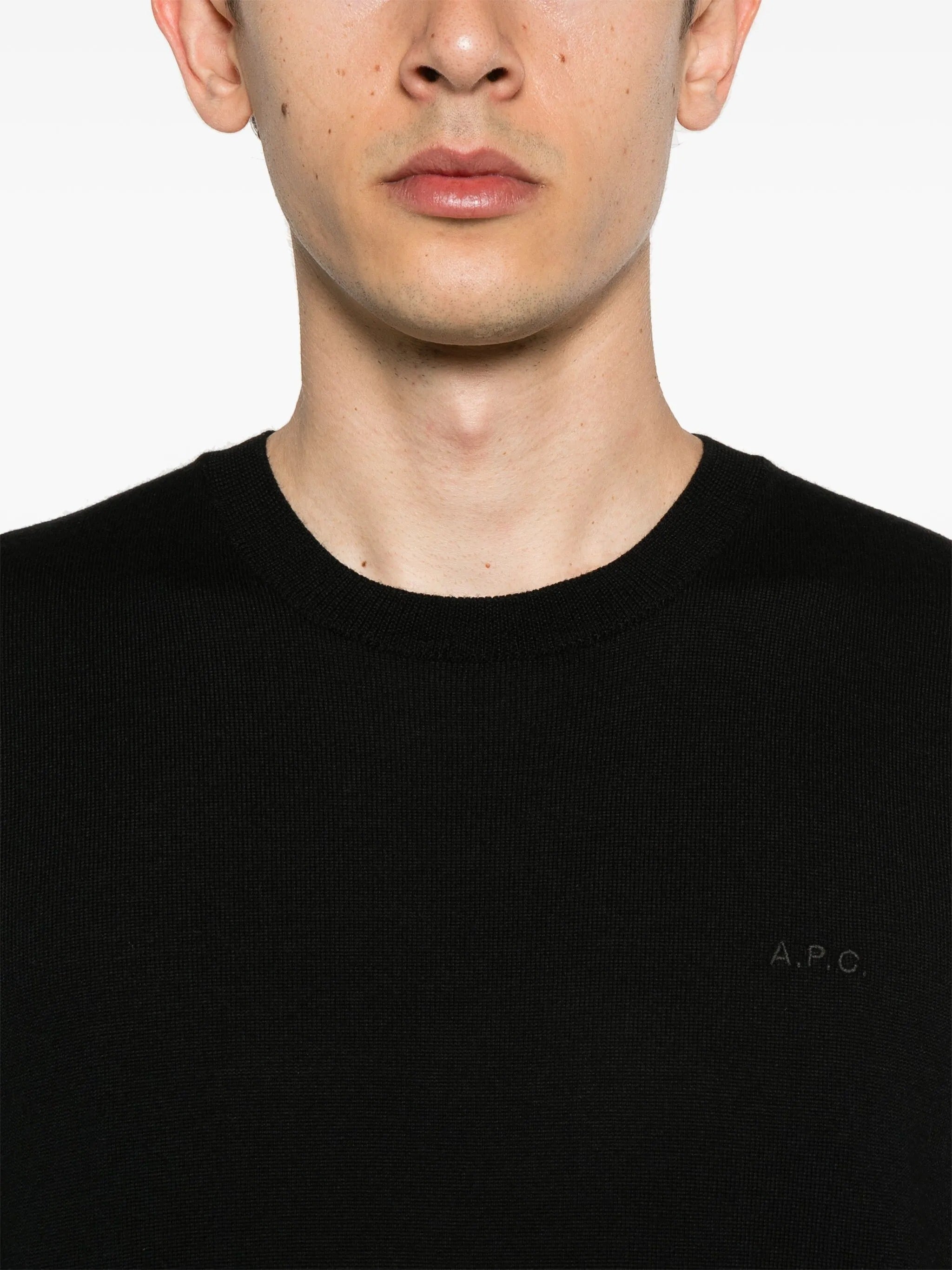 Pull matt logo