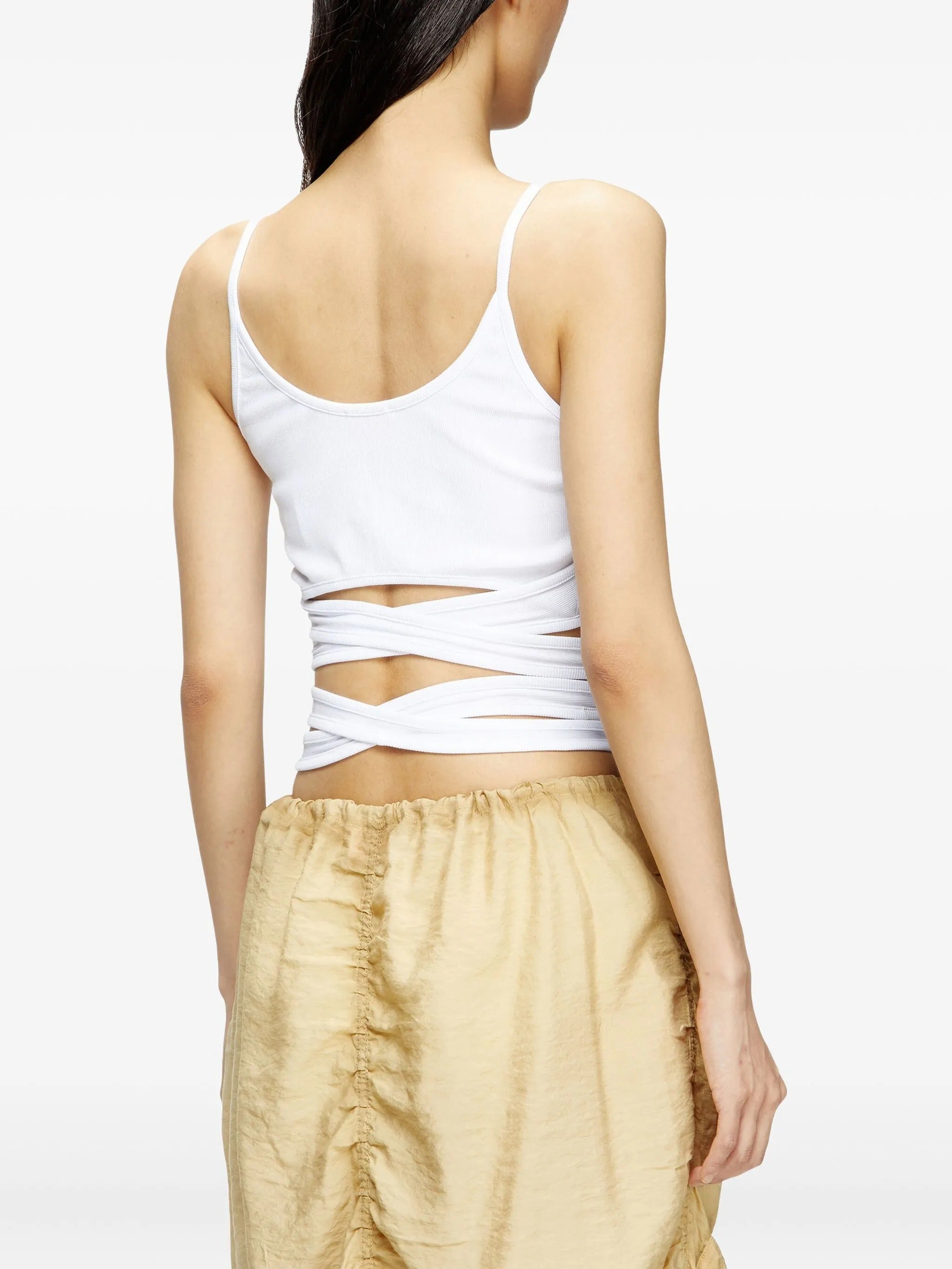 T-leya-tail top