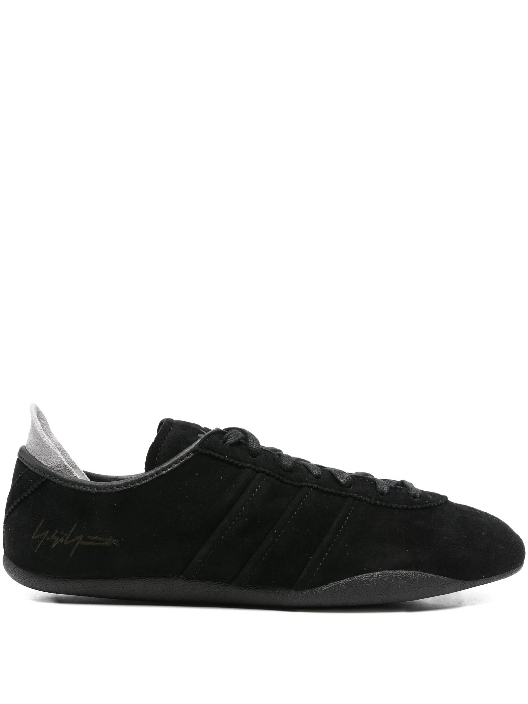 Y-3 tokyo