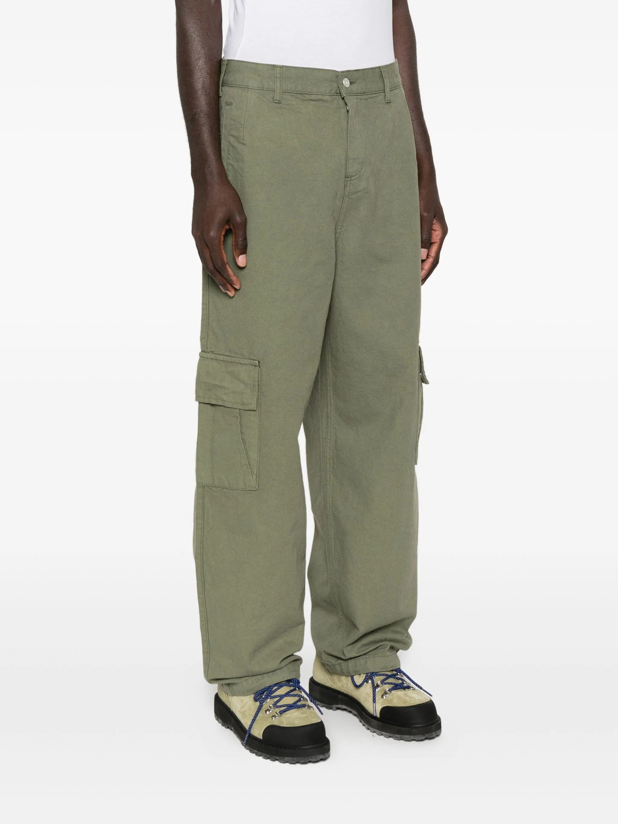 Low cargo pants