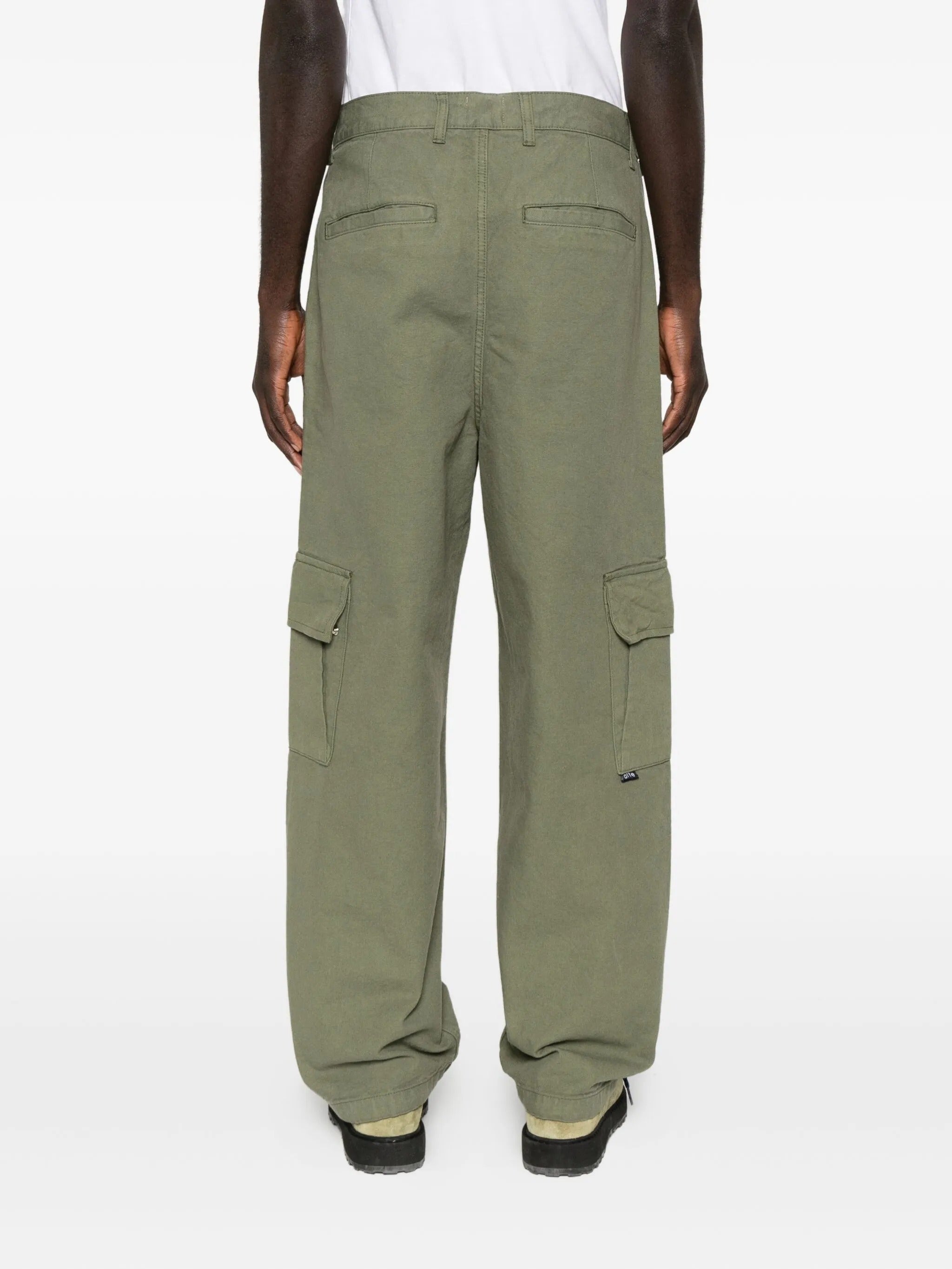 Low cargo pants
