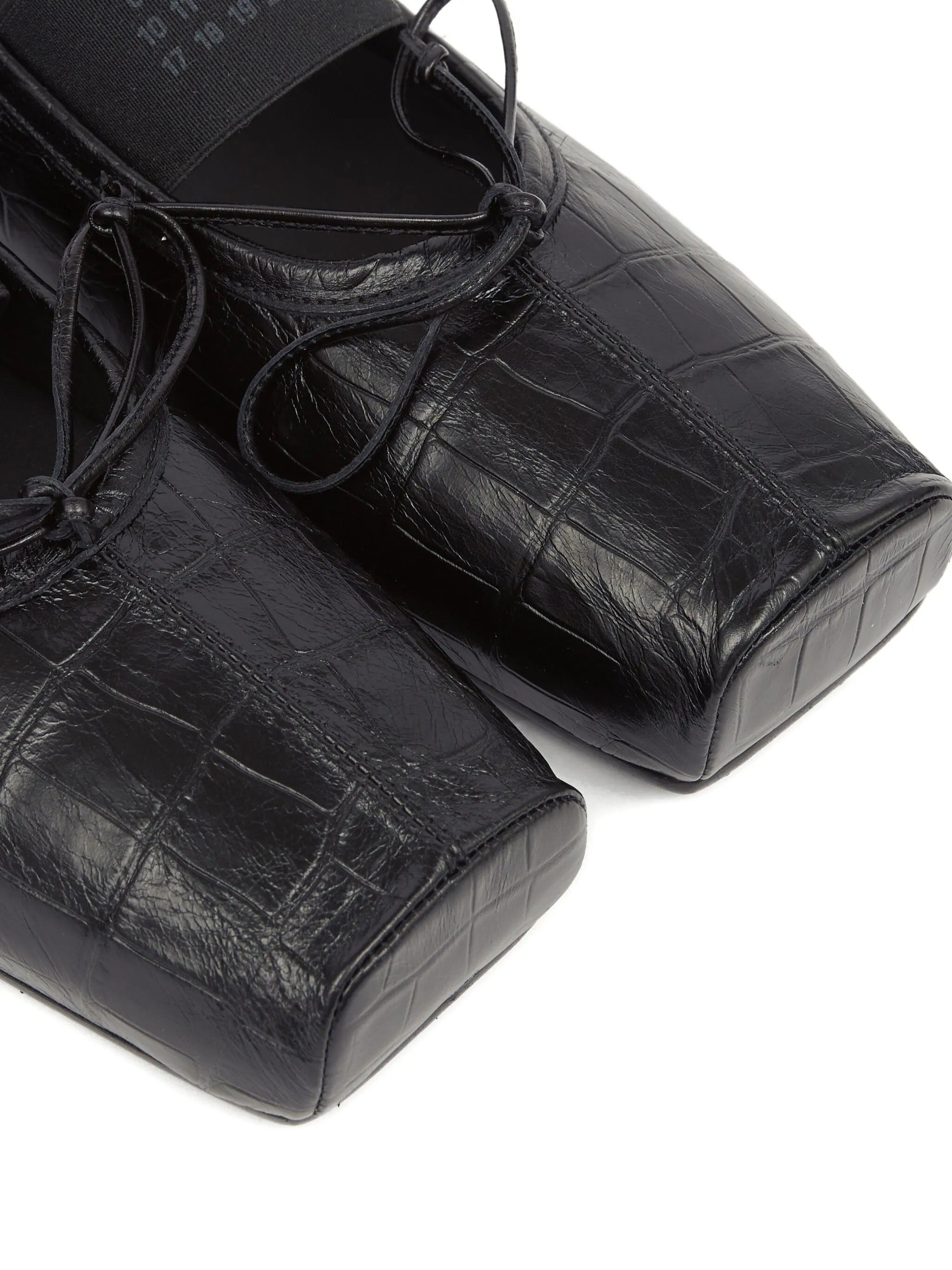 Ballet shoe