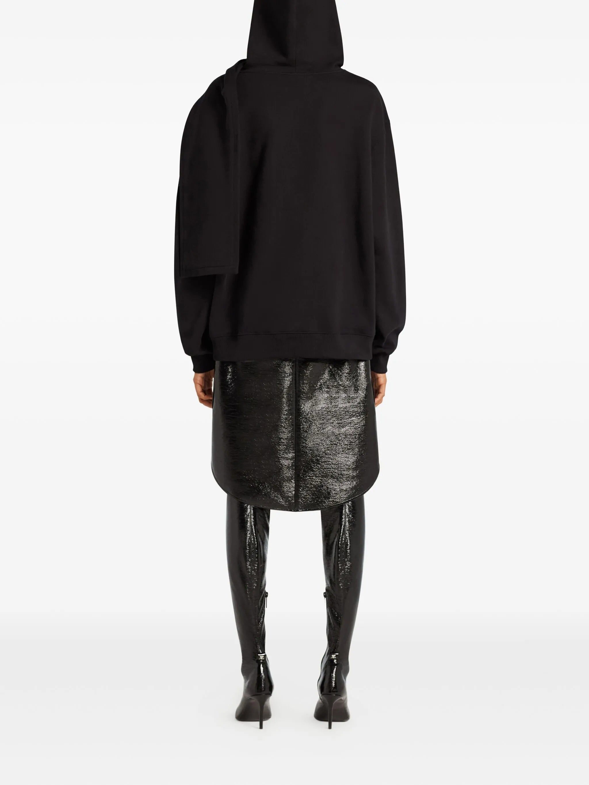 Scarf embroidered hoodie