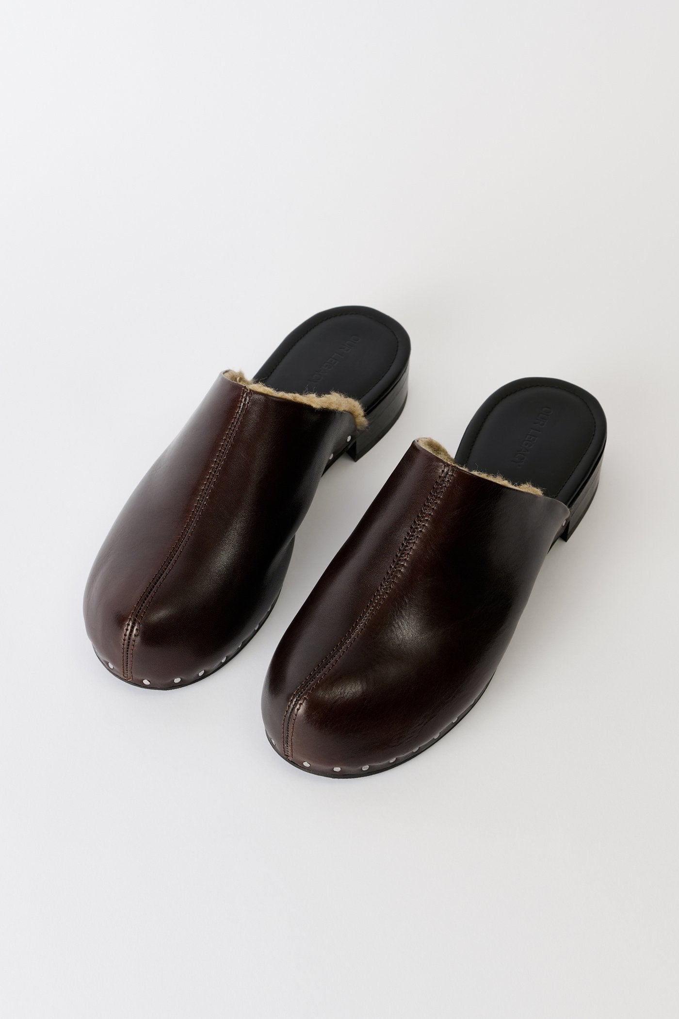 Naoto clog