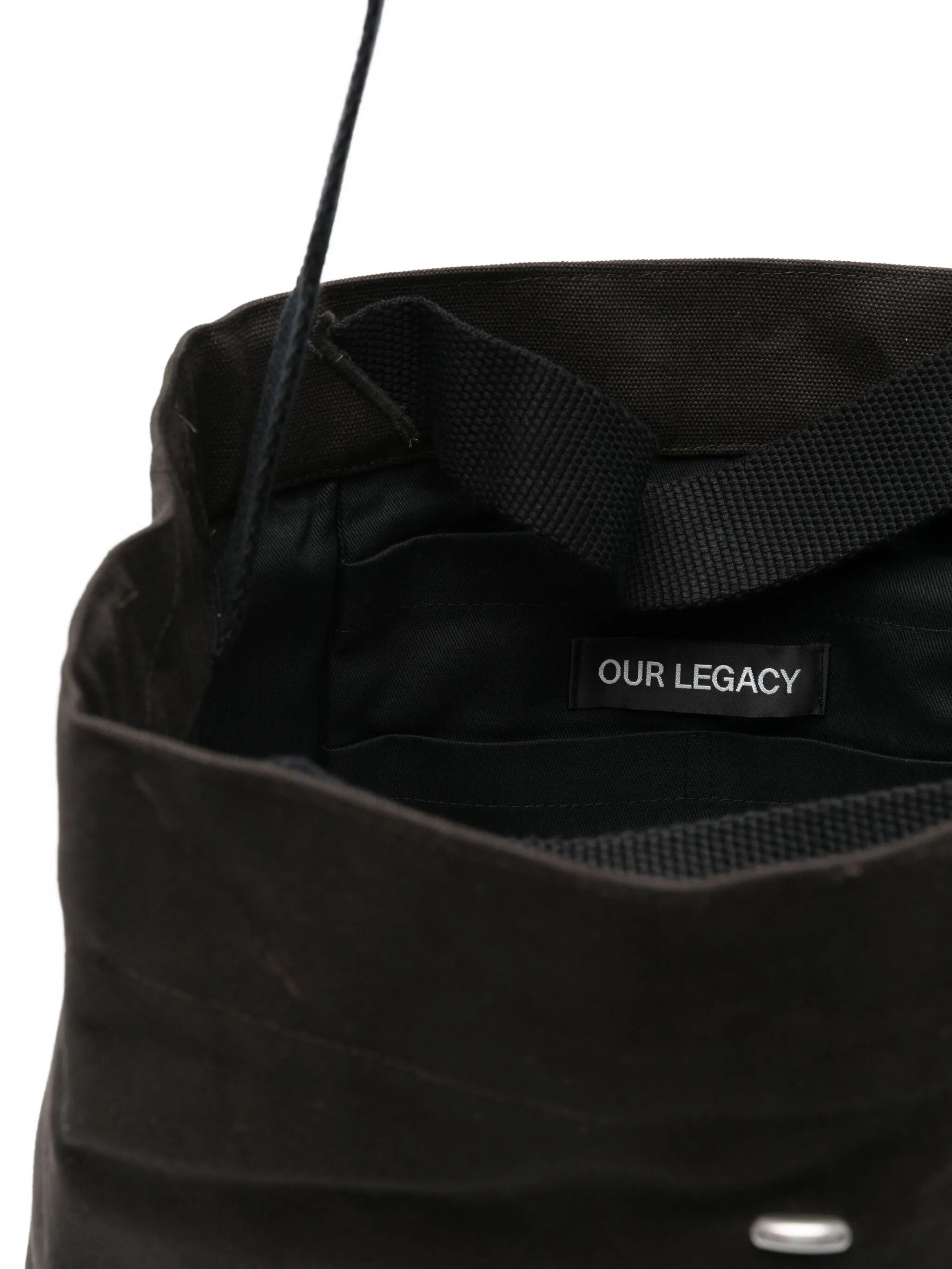 Towering tote