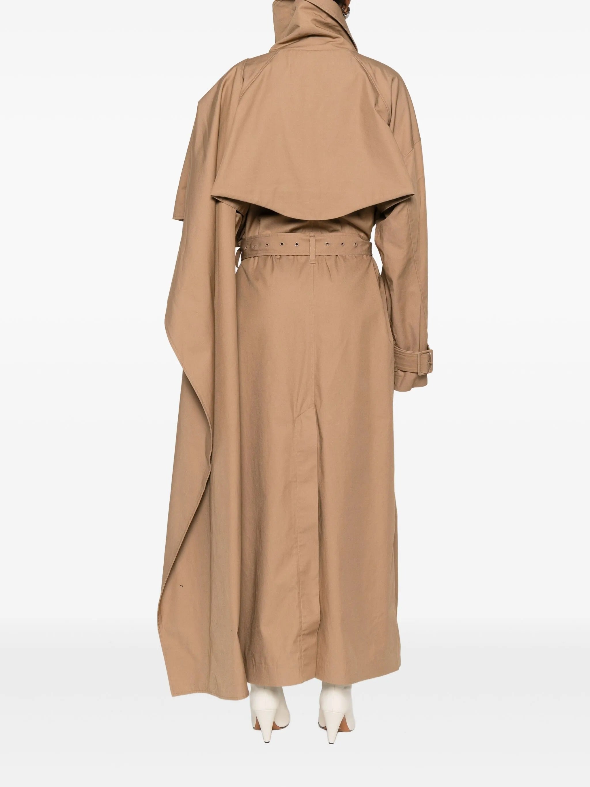 Scarfcoat sand