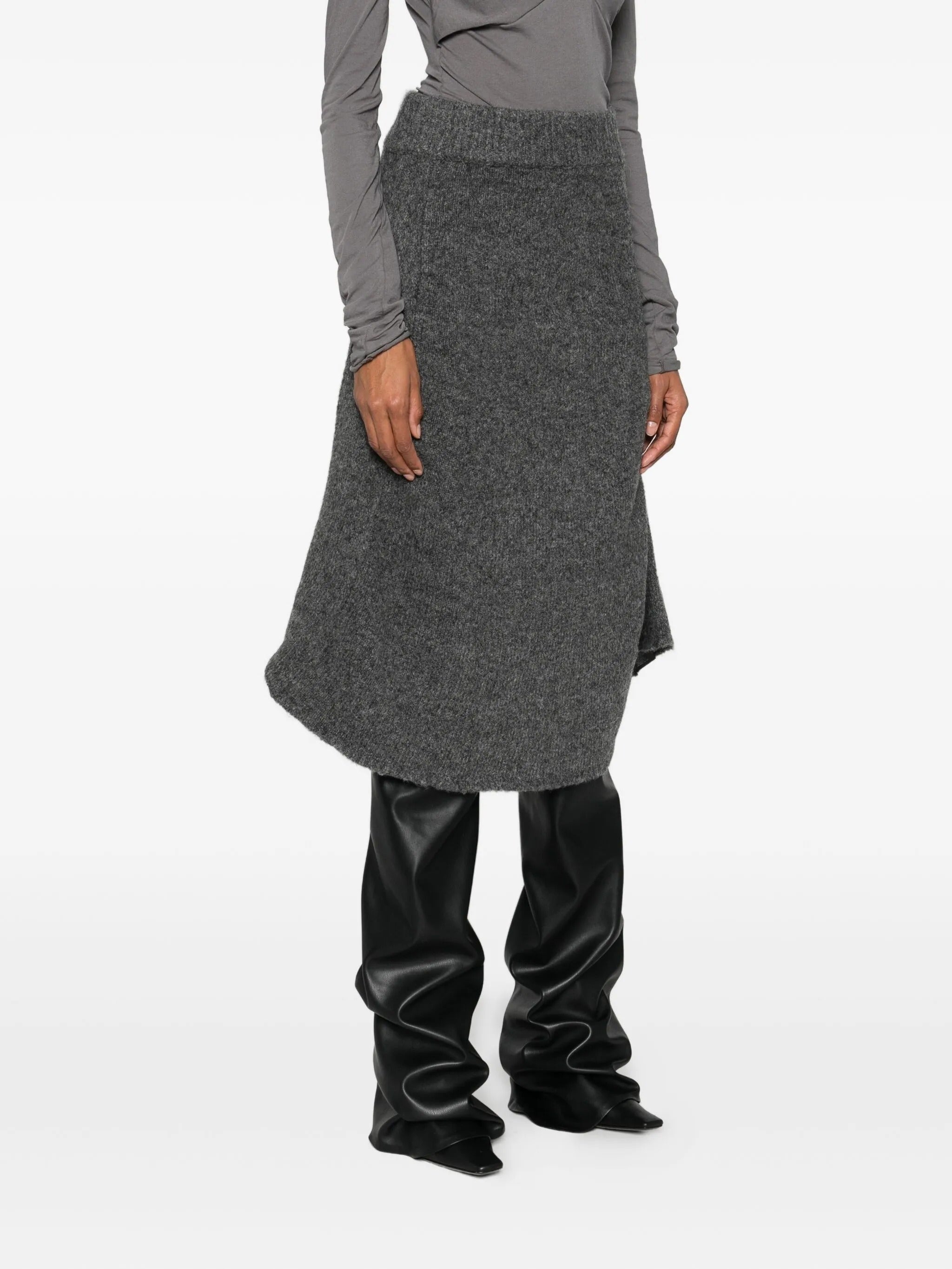 Flare skirt smoke