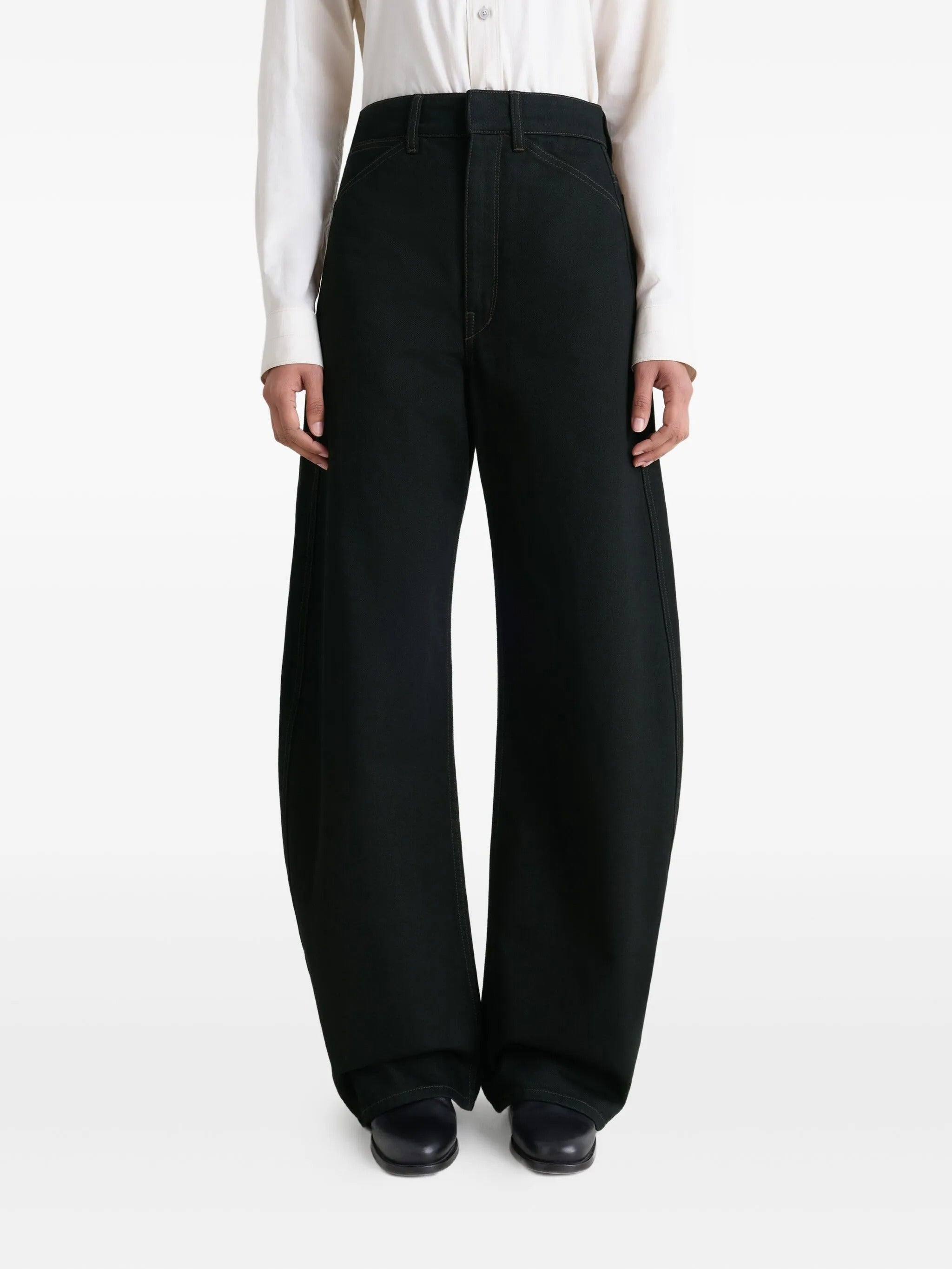 High waisted curved pants