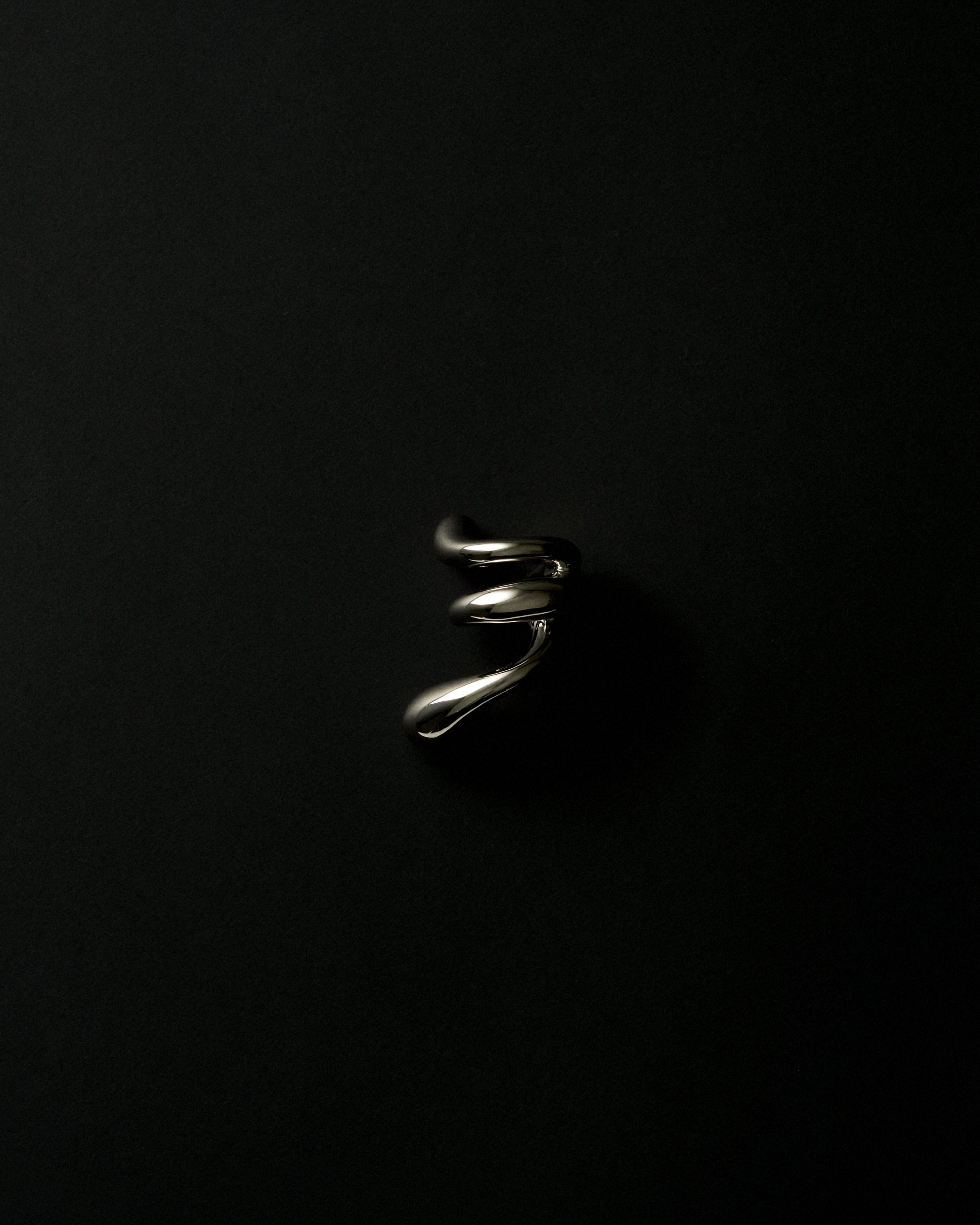 Blow up forma ear cuff