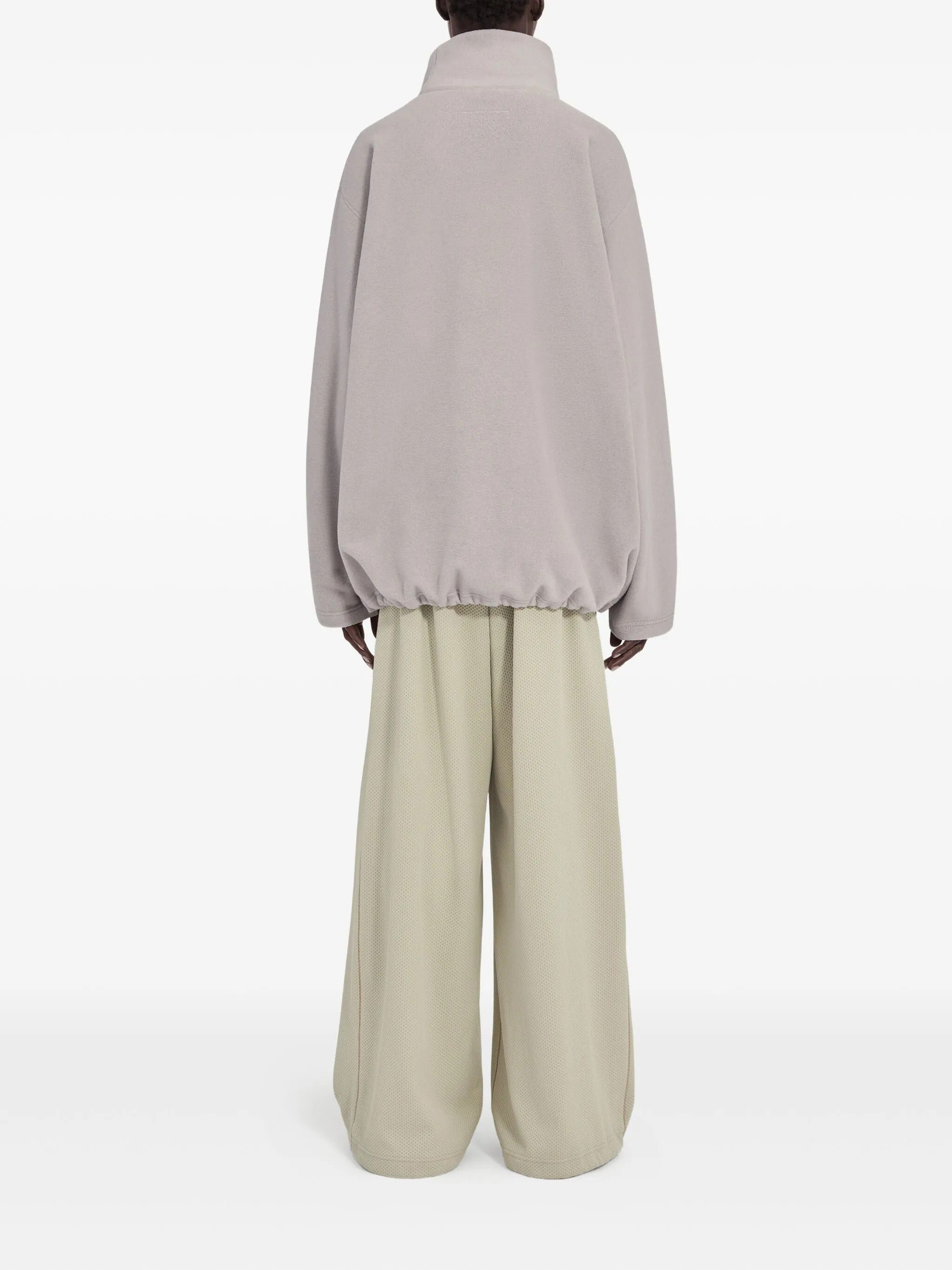 Long-sleeved top