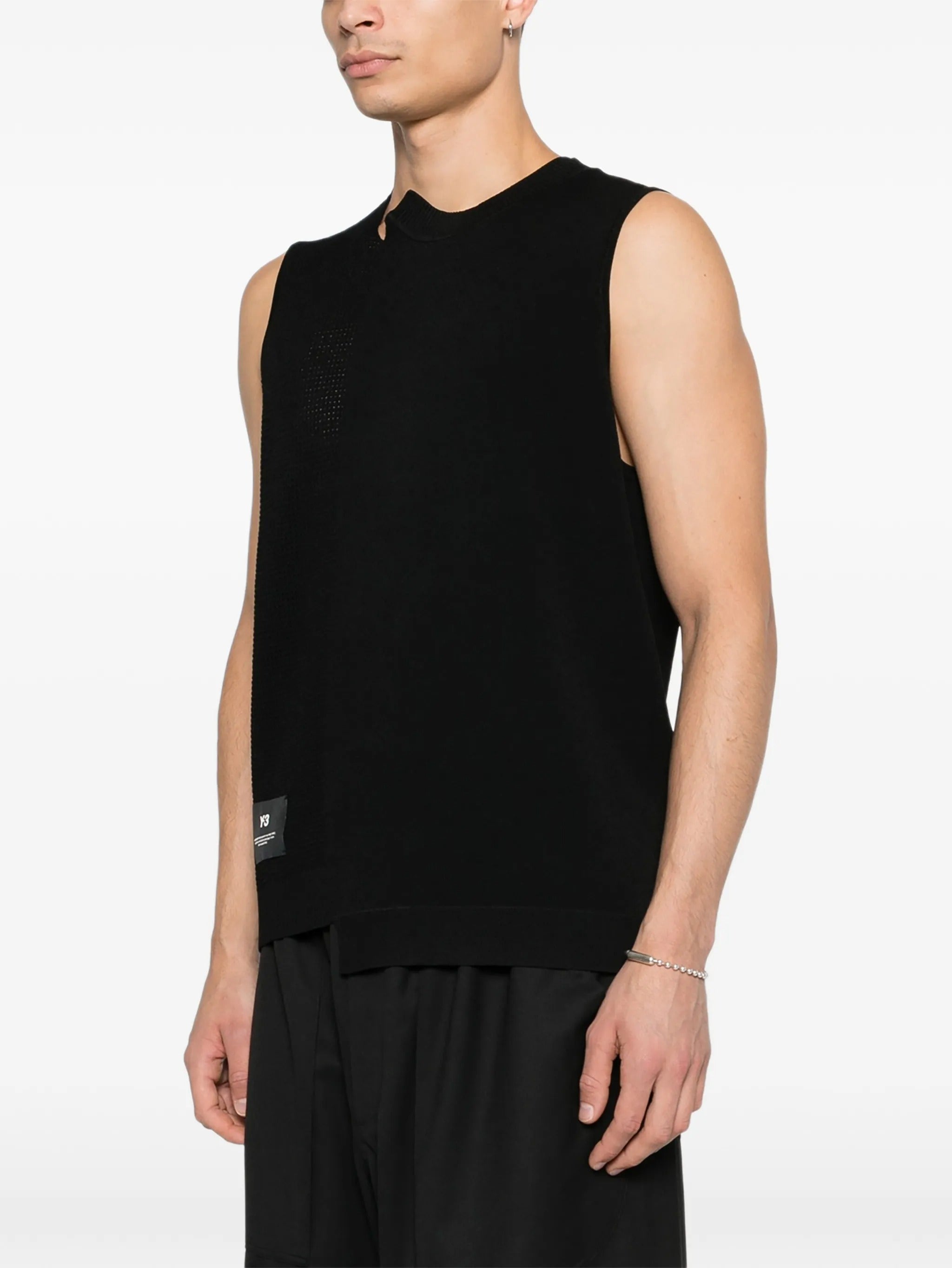 Gfx knit vest