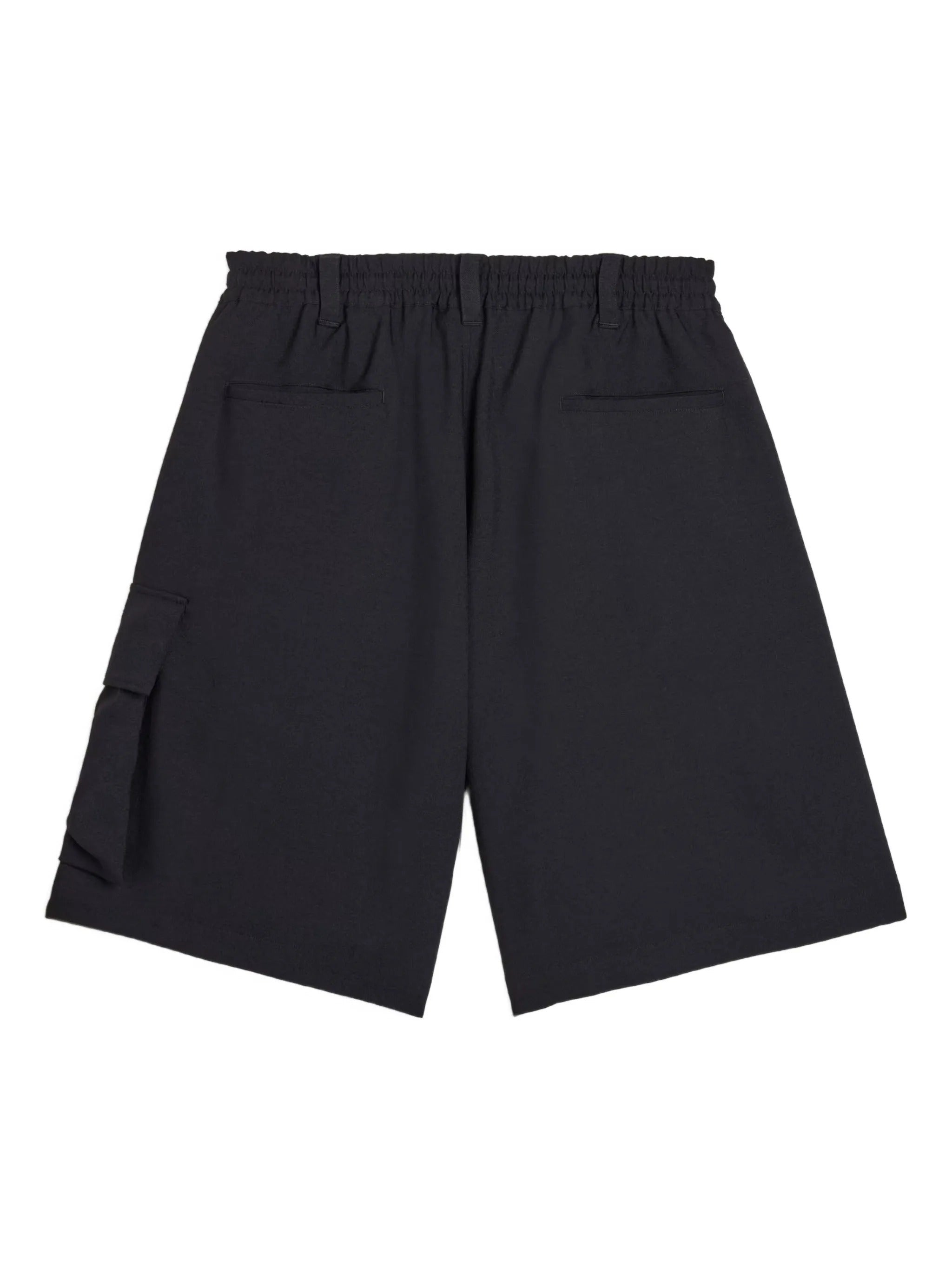 Su cargo shorts