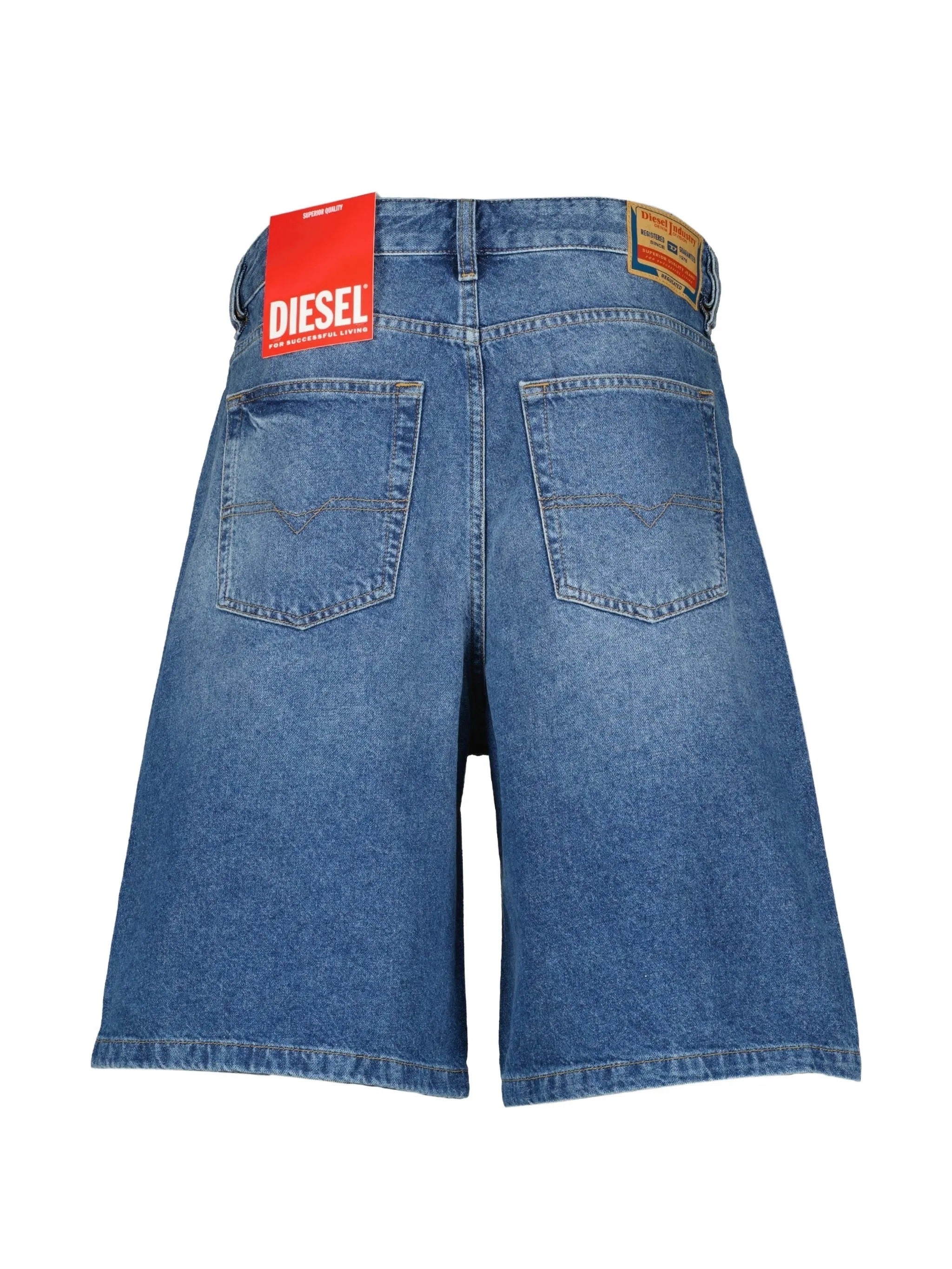 De-sire-short shorts