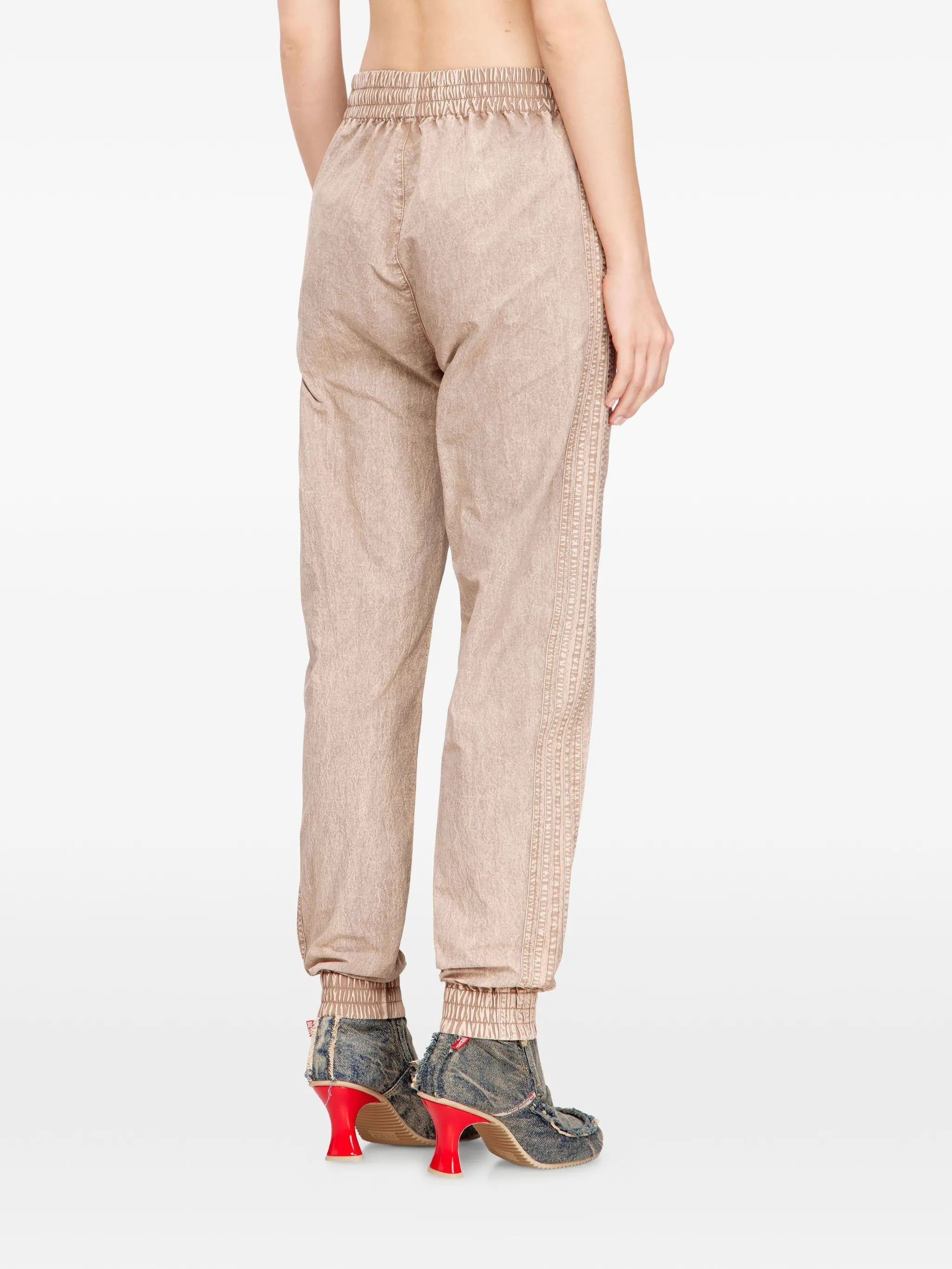 P-aris pantaloni