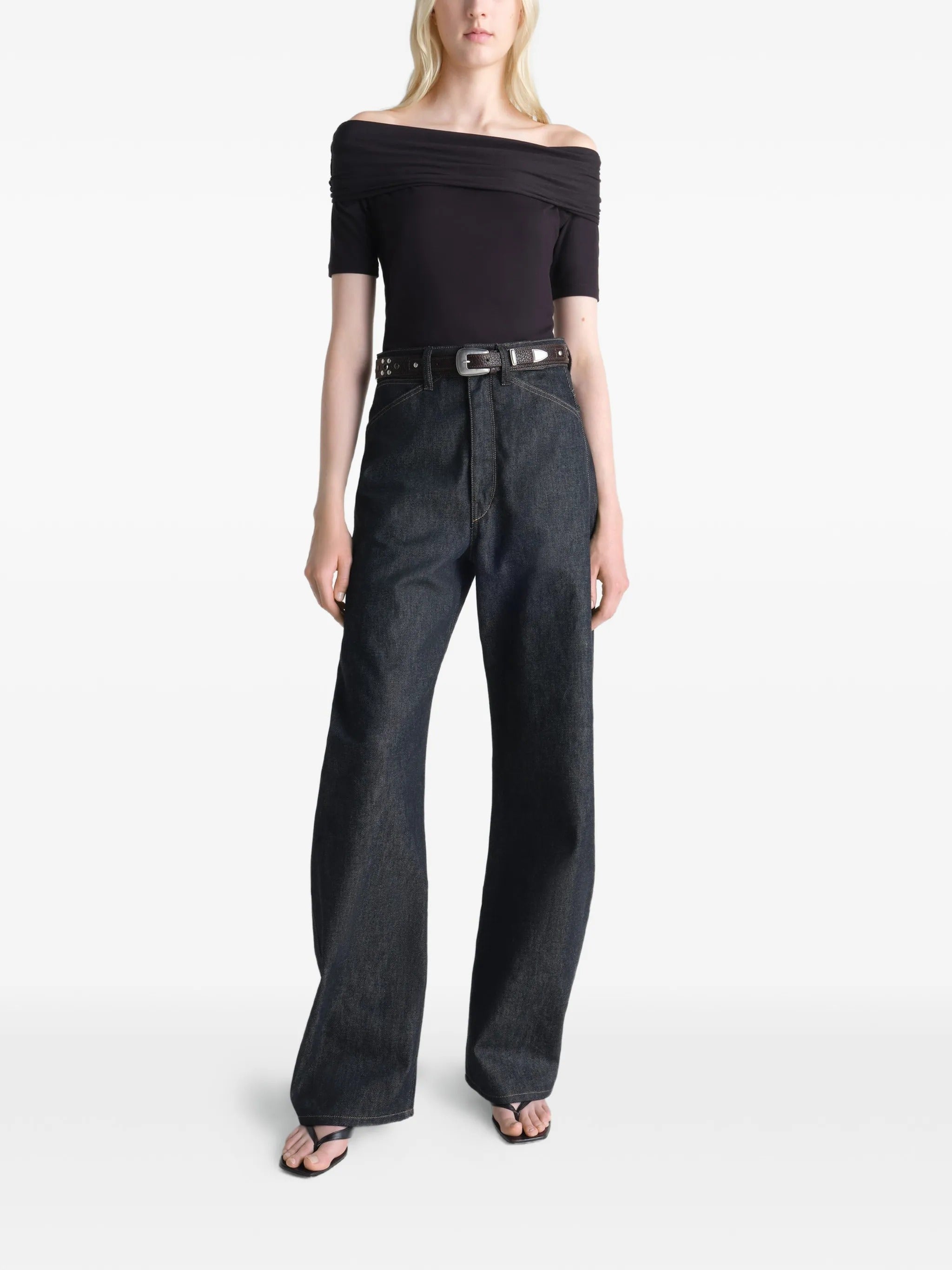 High waisted curved pants