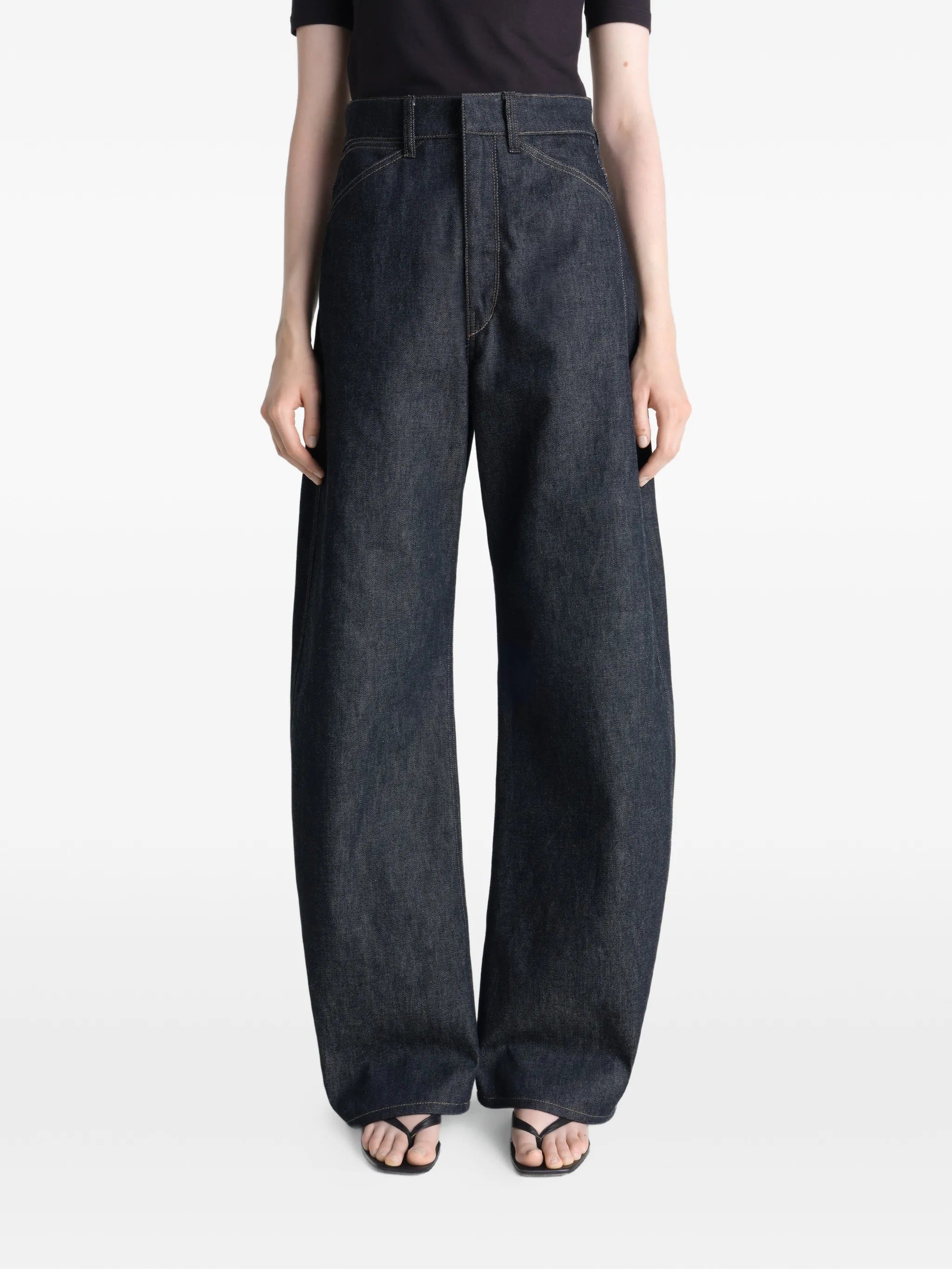 High waisted curved pants