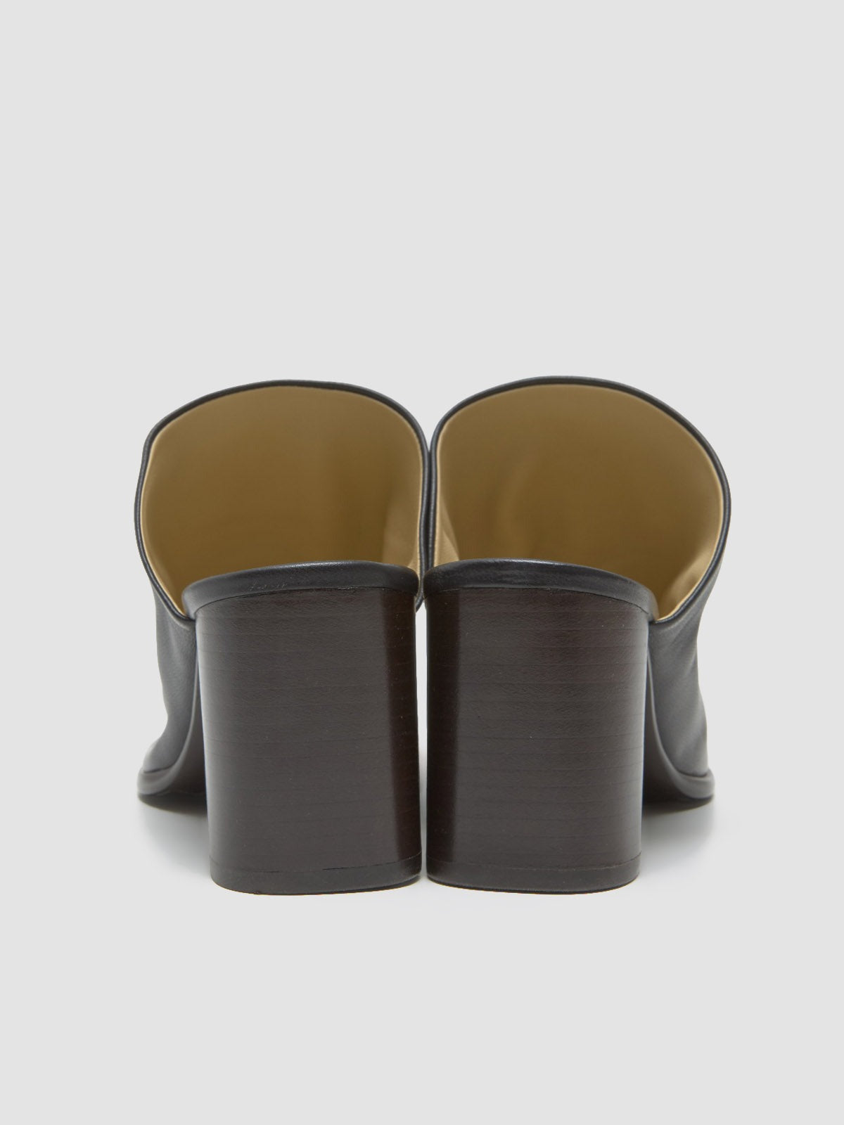 Glove mules