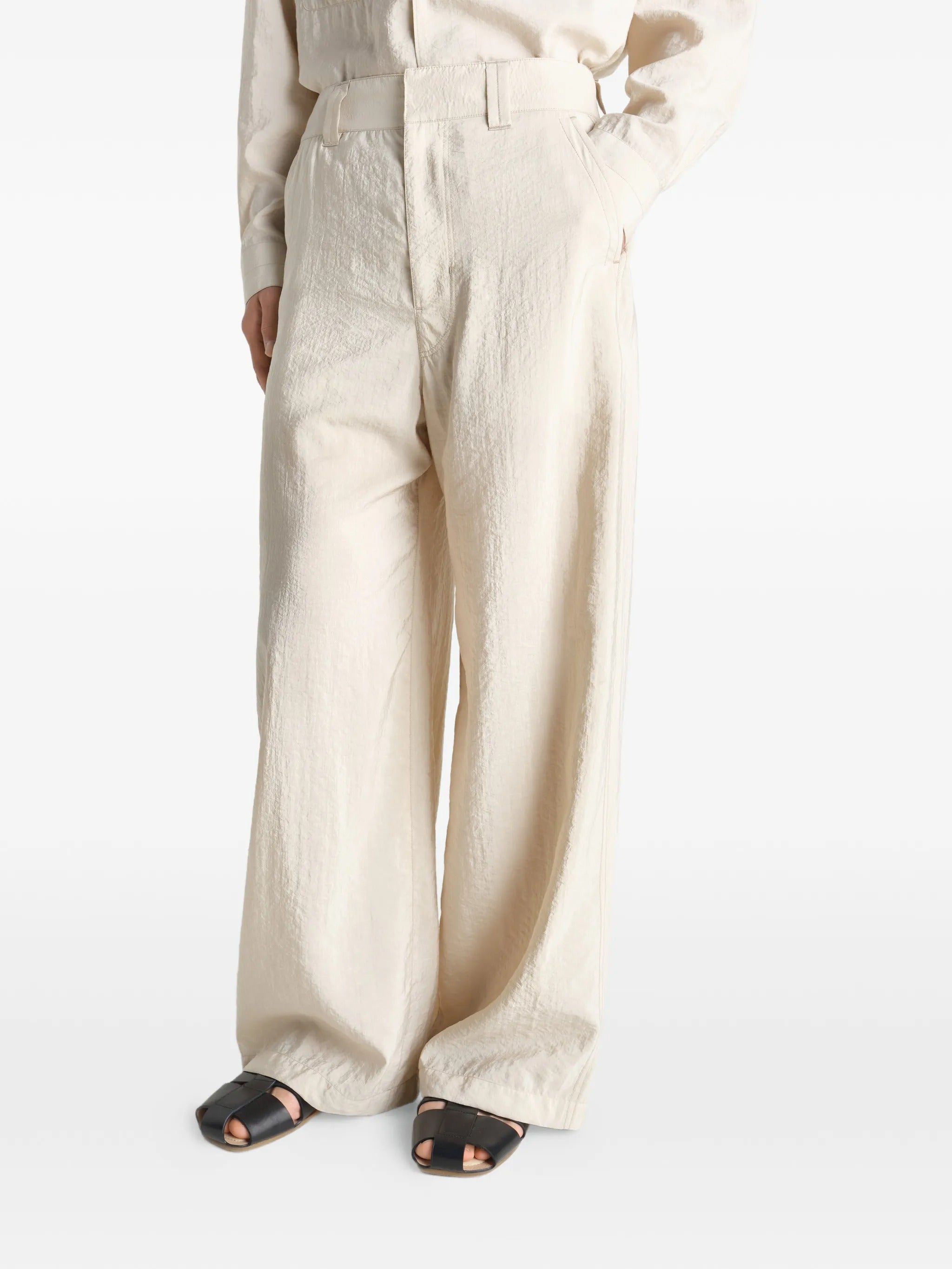 Straight tailored pants