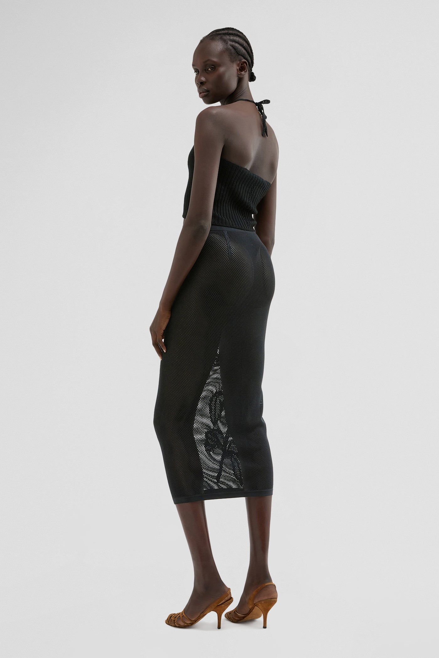 Seamless over skirt