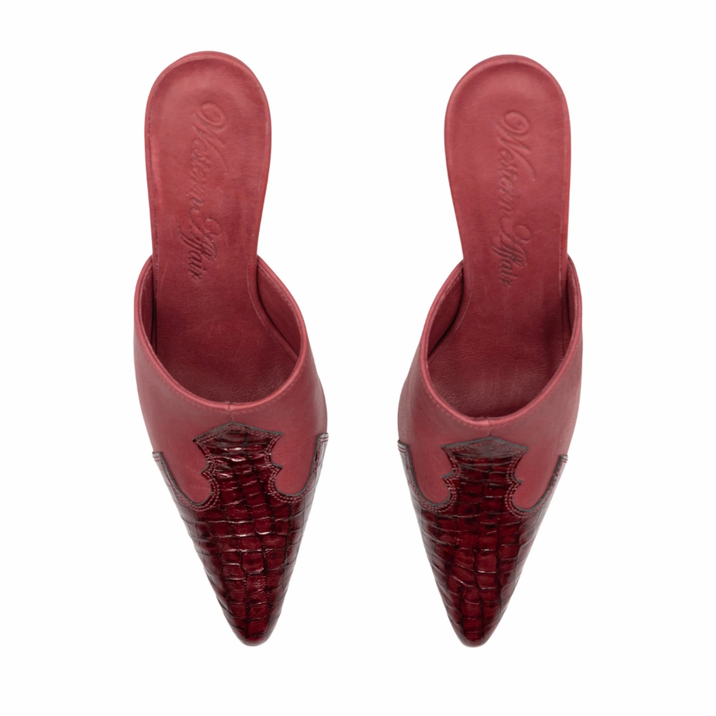 Cowgirl mules in vamp