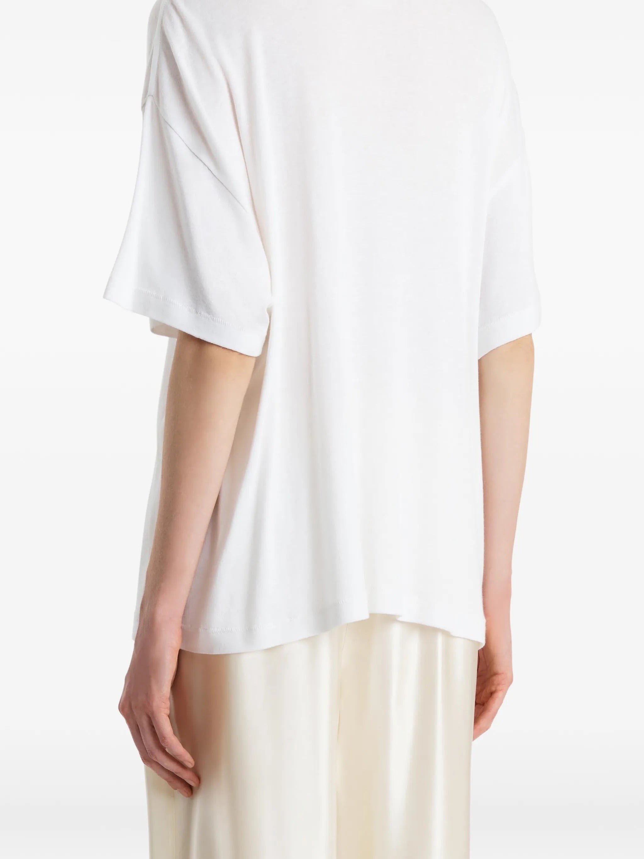 Linda tshirt