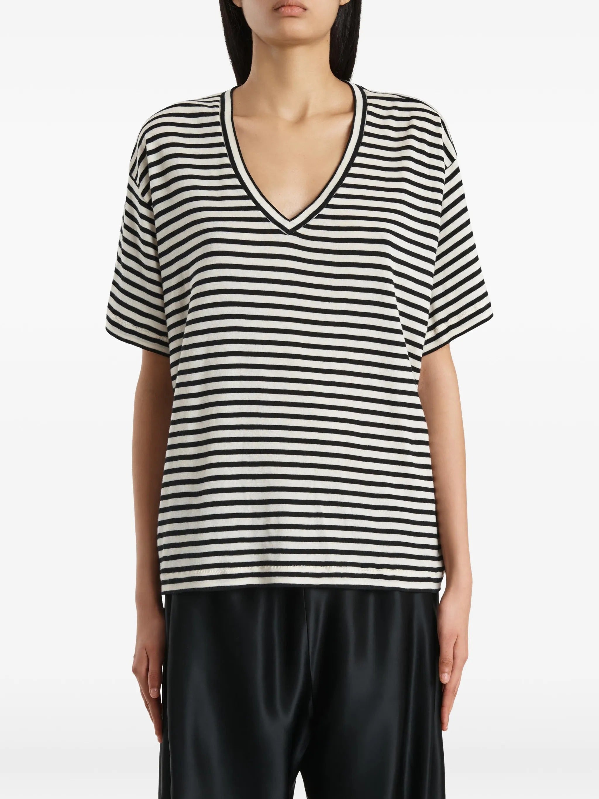 Linda tshirt
