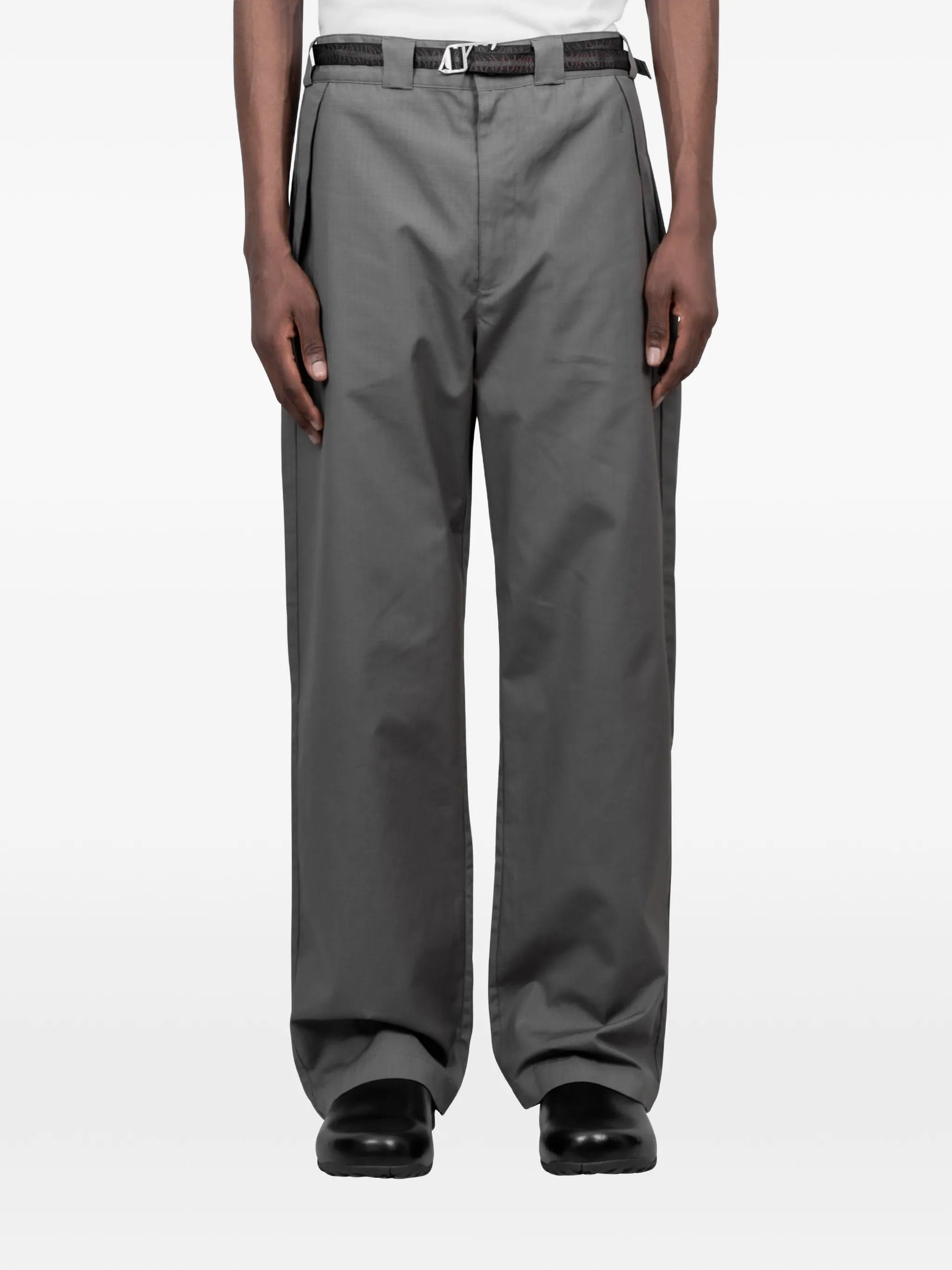Centipede buckle chino pant