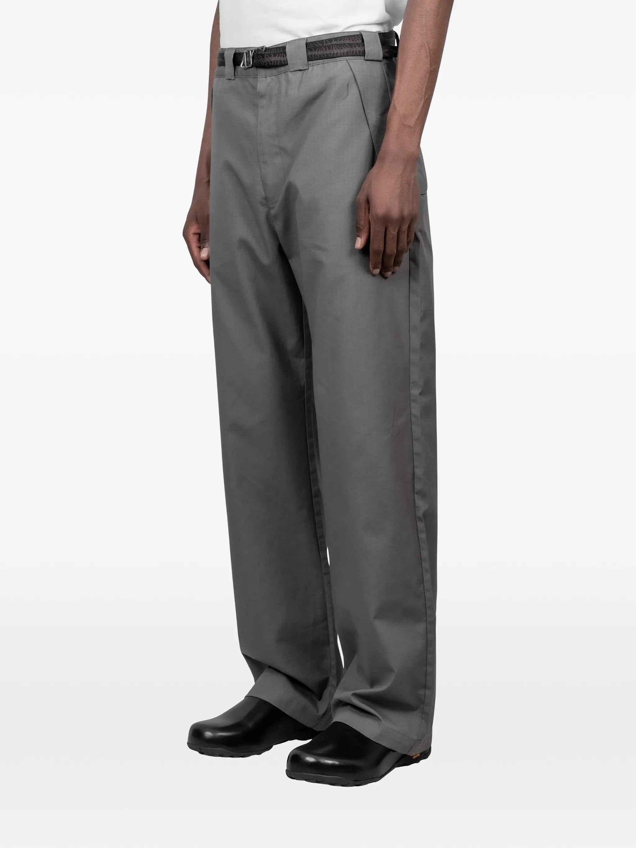 Centipede buckle chino pant