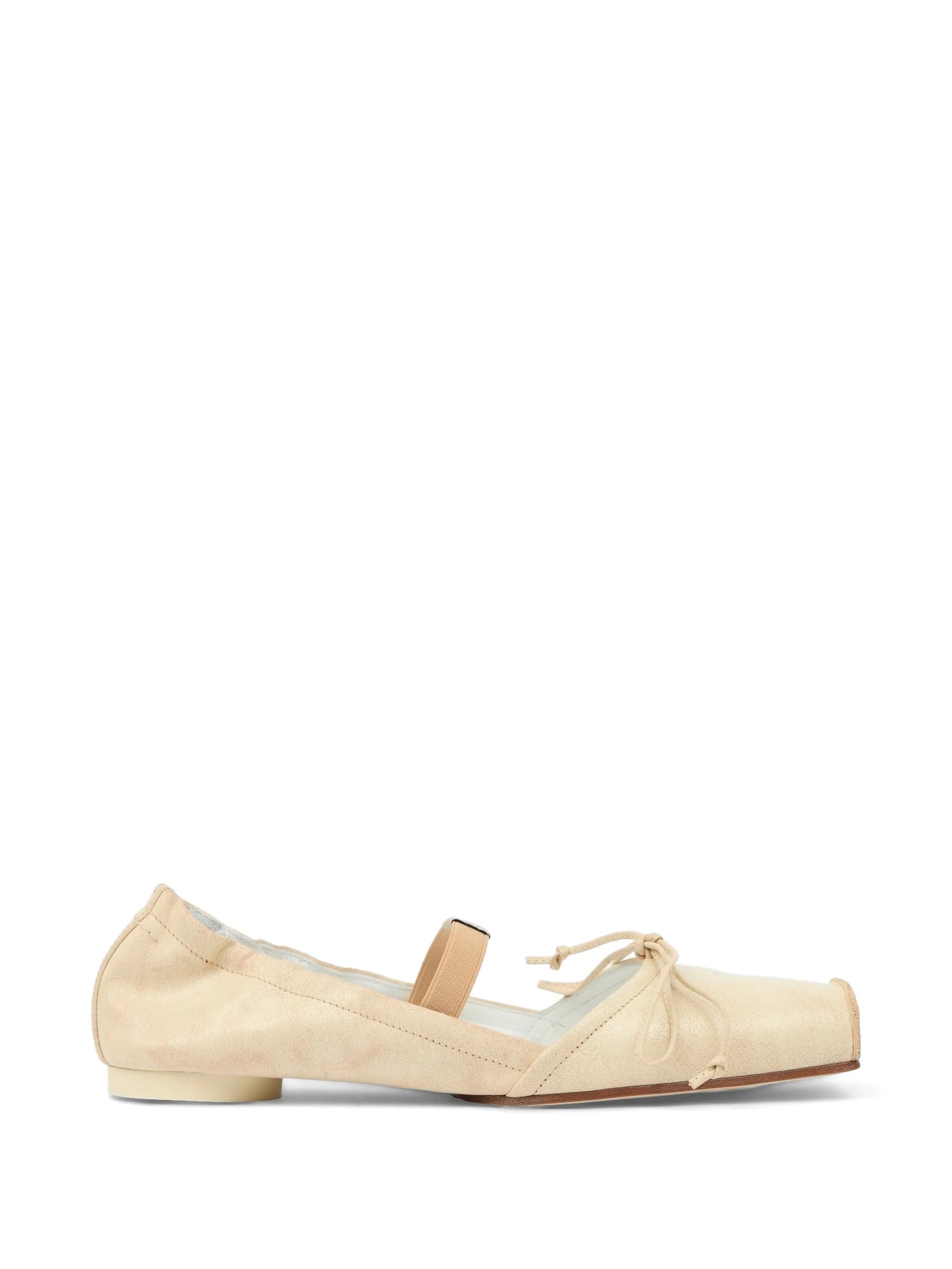Ballet shoe