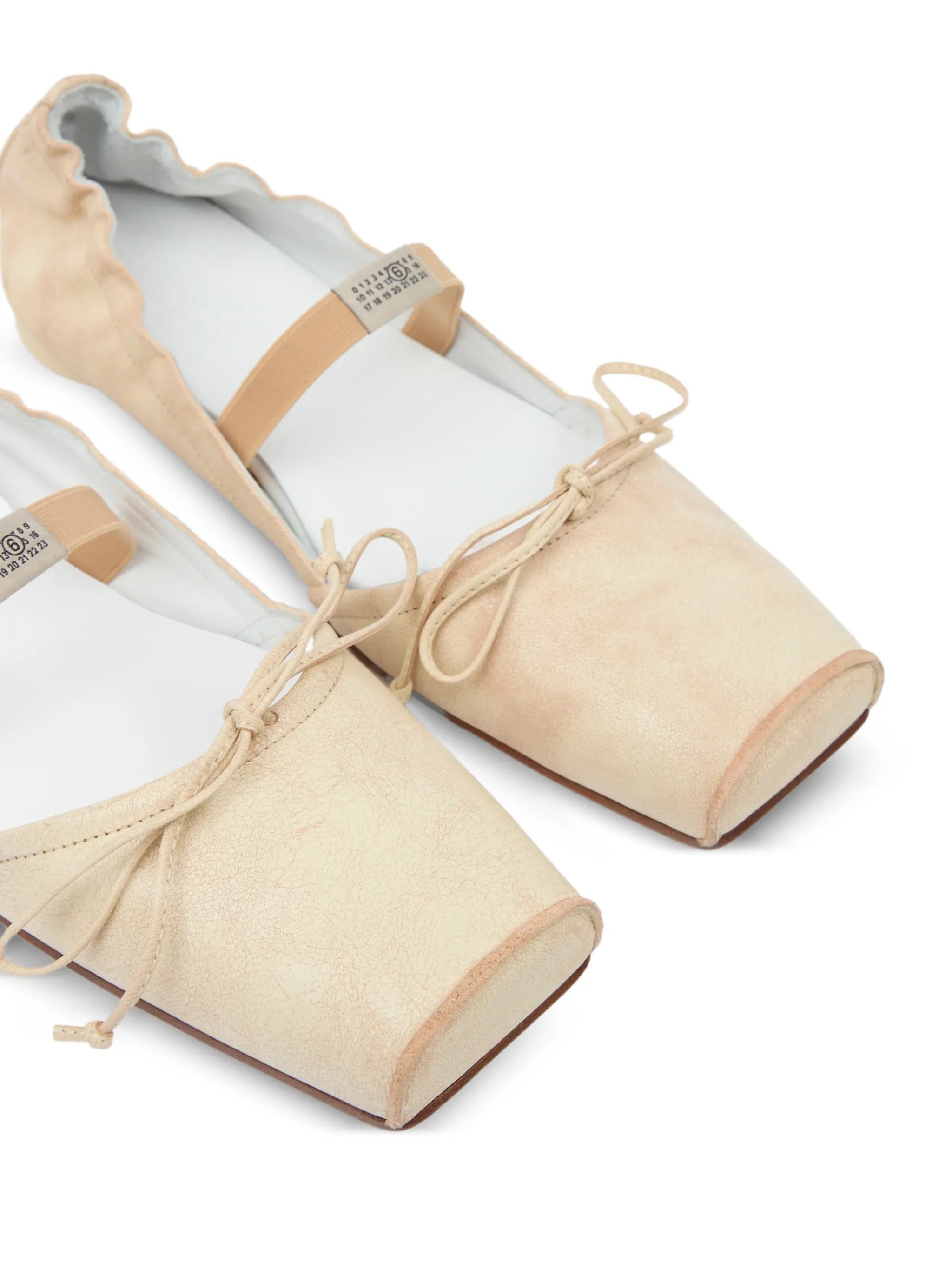 Ballet shoe