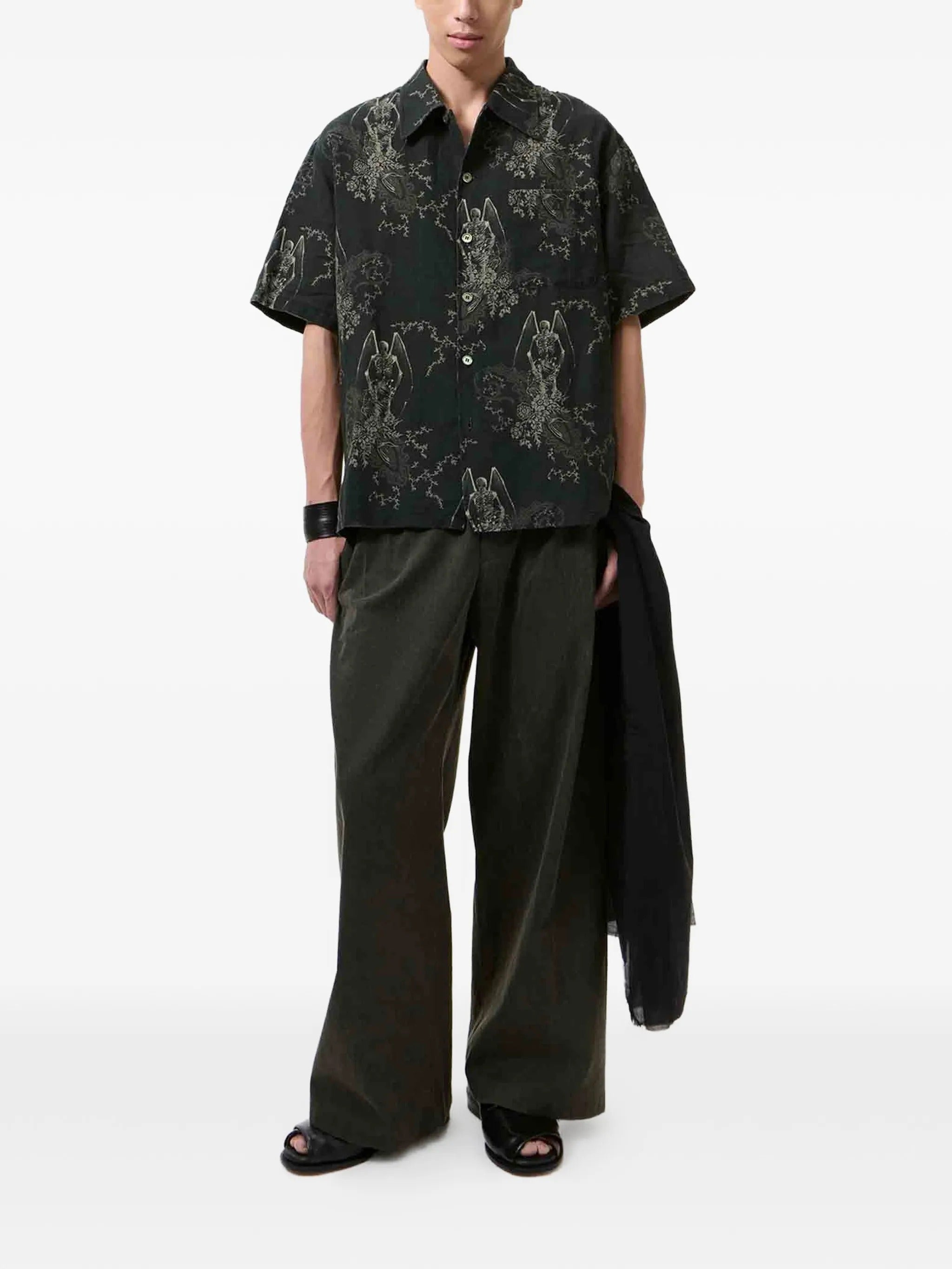 Every shirt shortsleeve