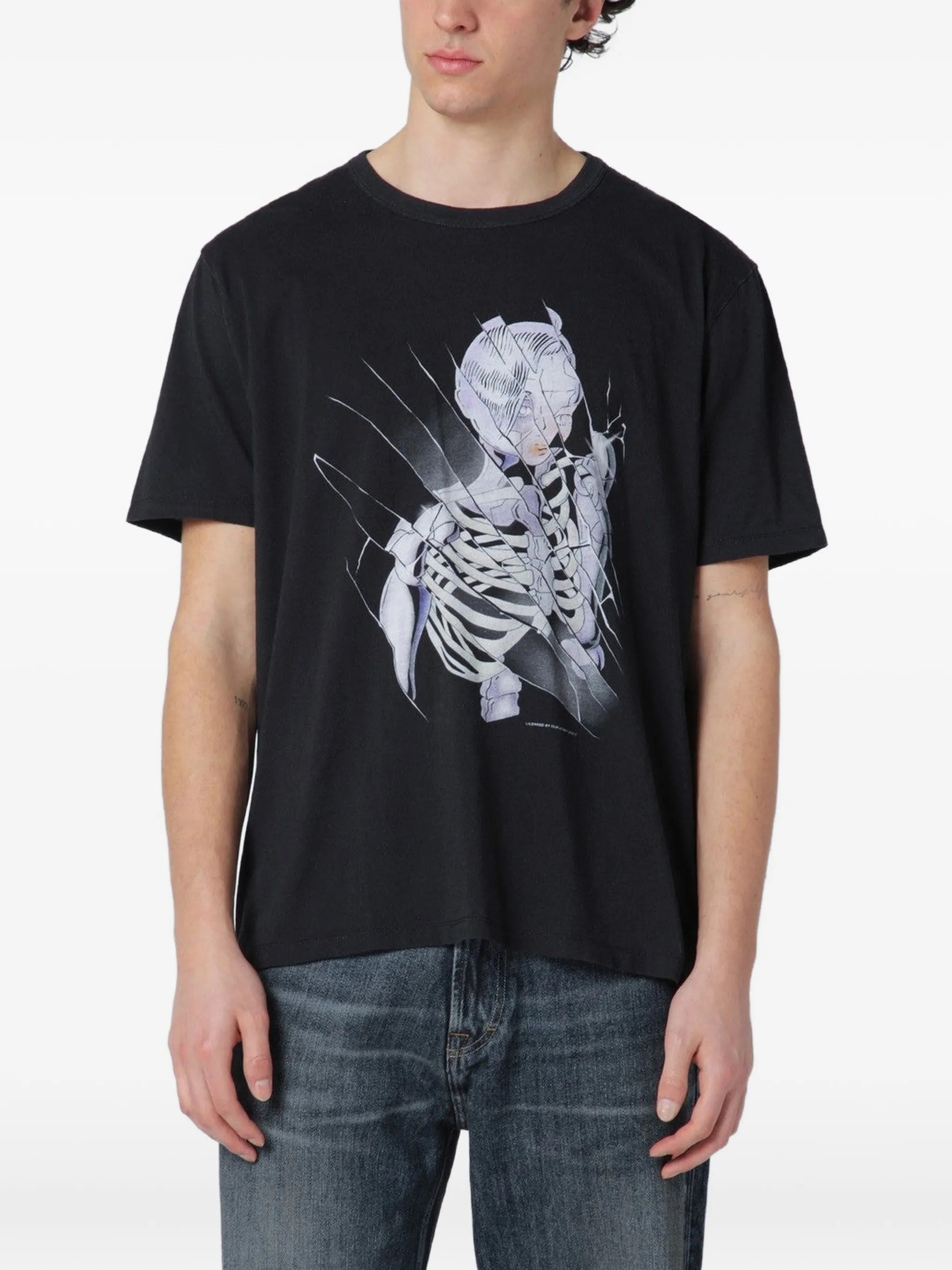 New box t-shirt