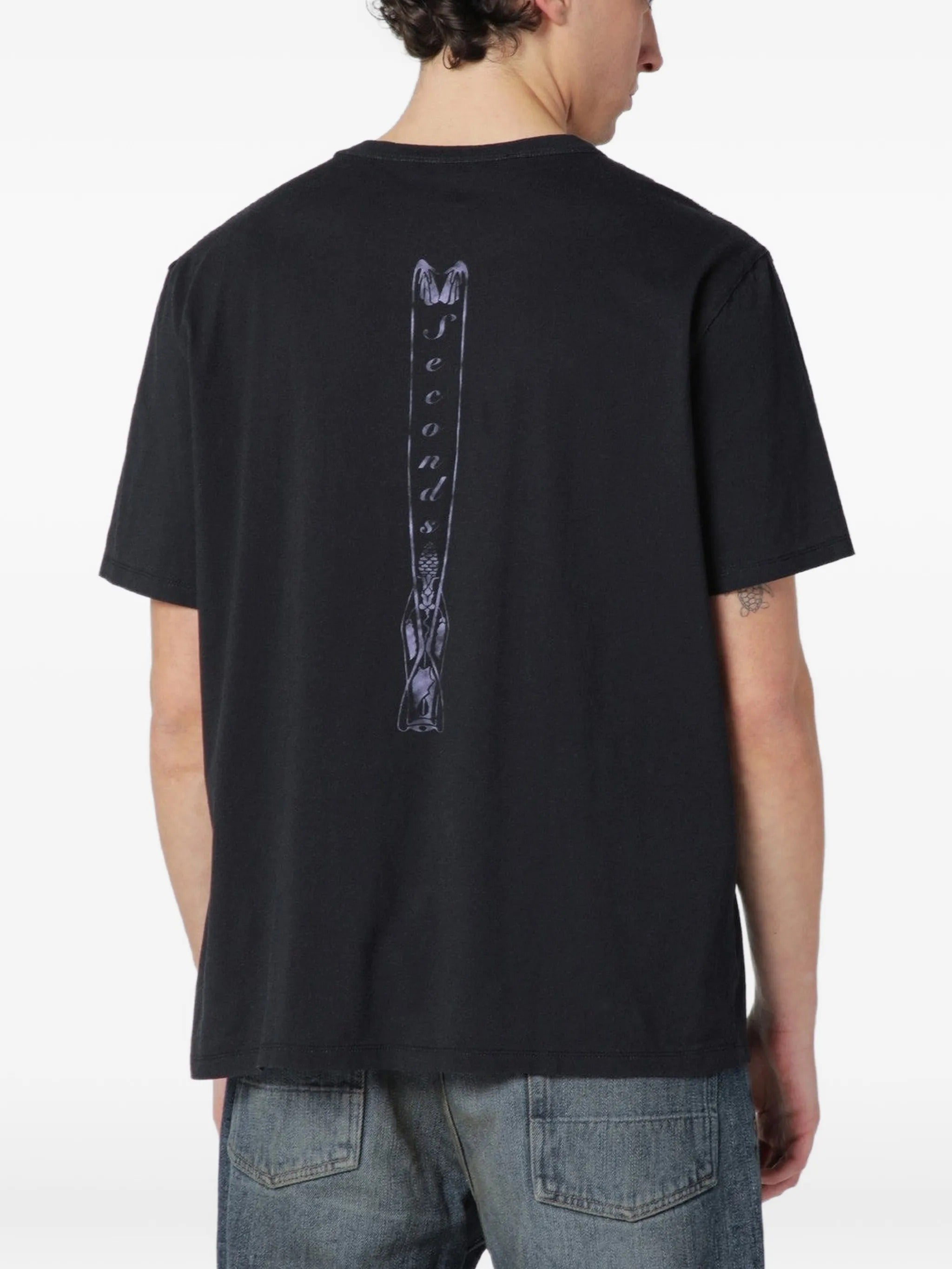 New box t-shirt