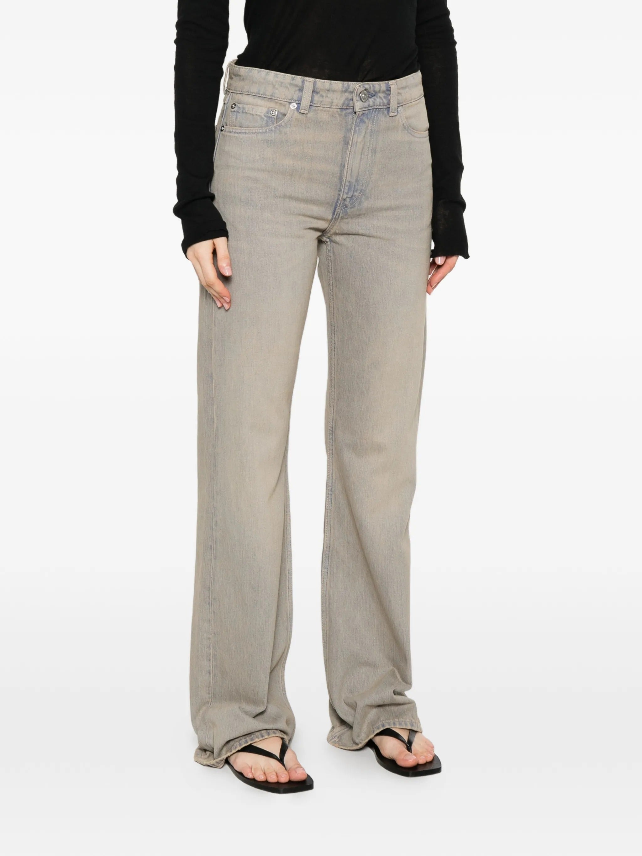 Boot cut