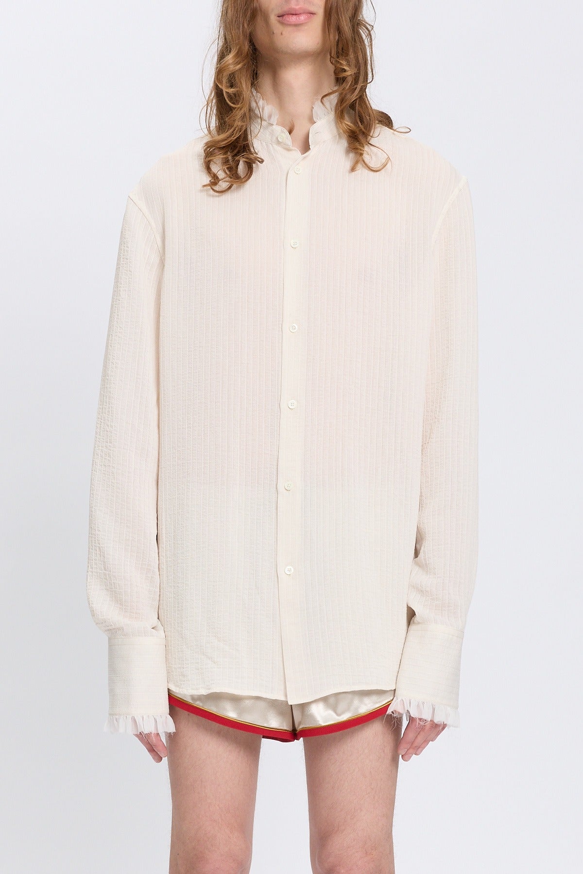 Flosi stand collar standard shirt with silk creponne ruffles
