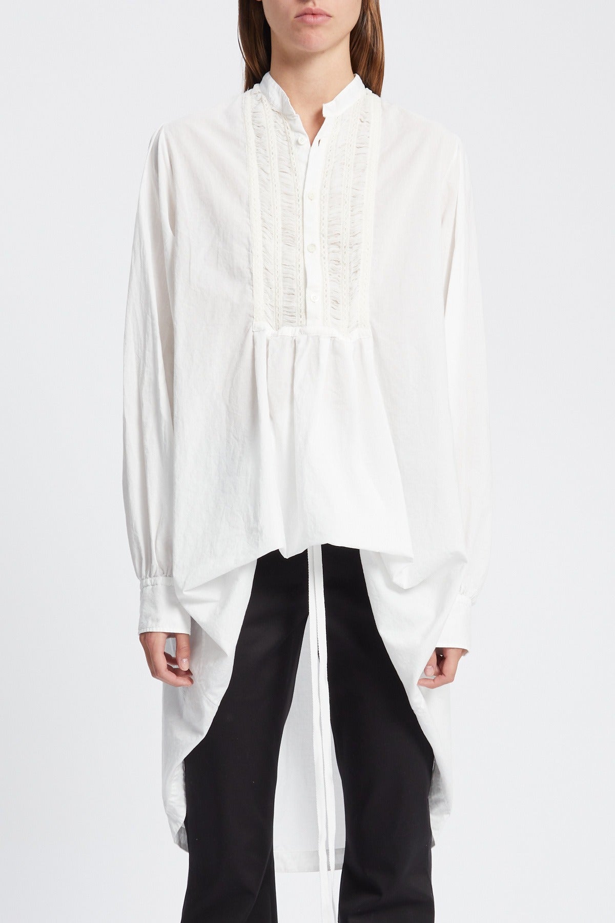 Ati high comfort shirt with ruffled plastron
