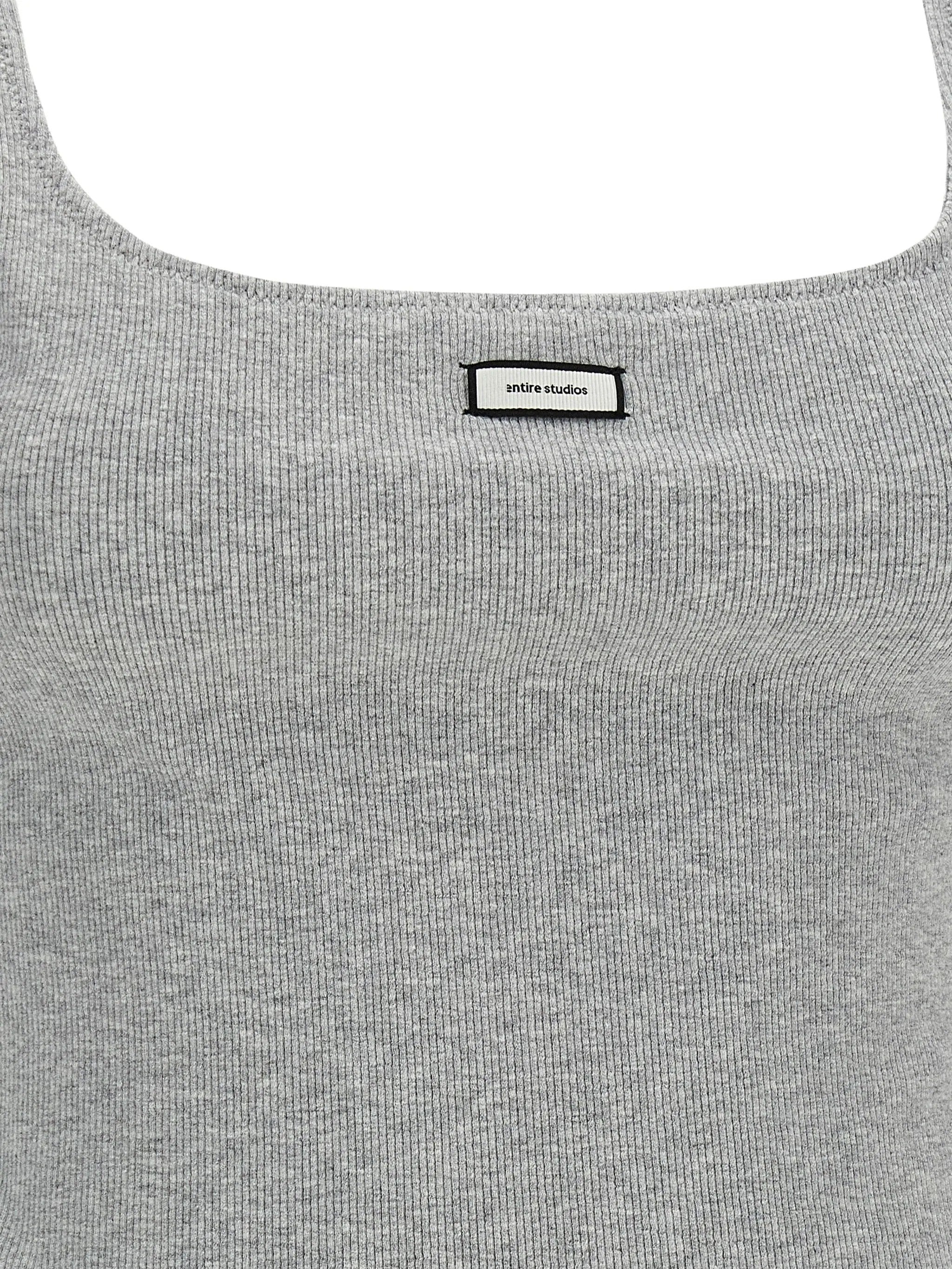 Lounge tank
