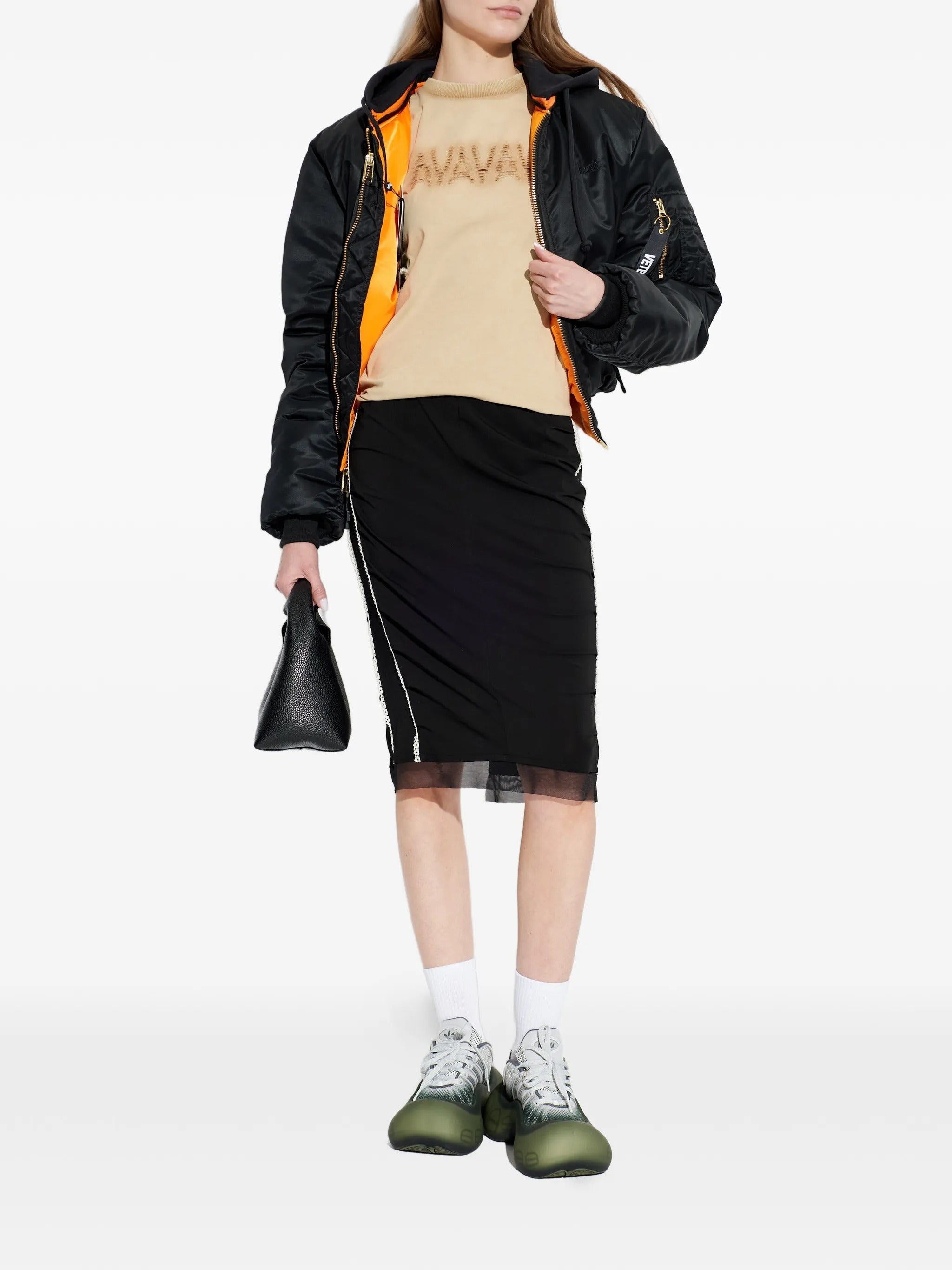 Tina baby t-shirt cut av-logo