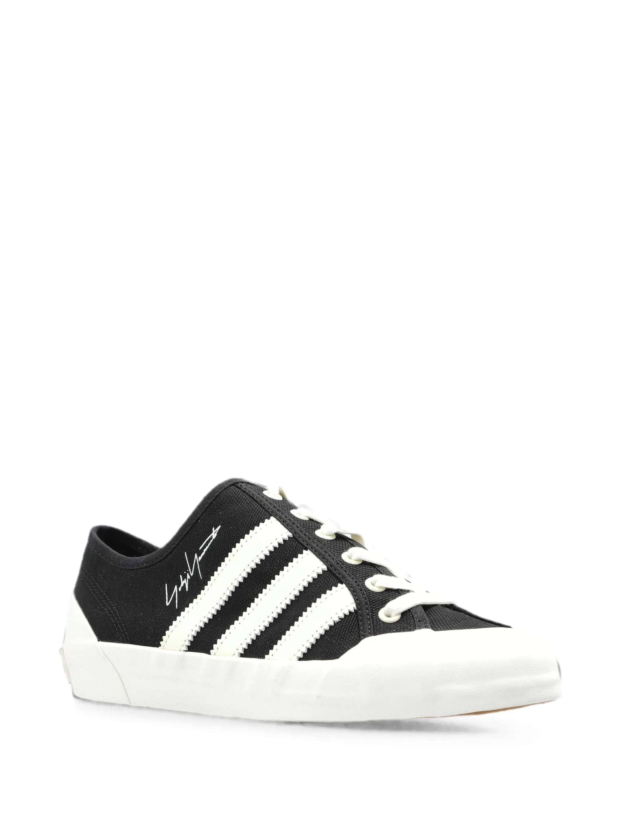 Y-3 nisi lo