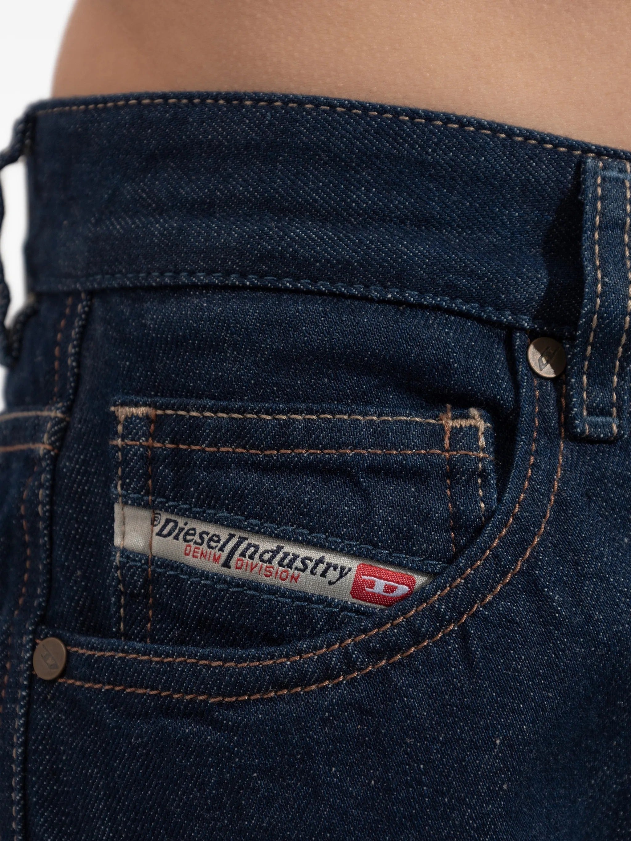 1971 d-sent l.32 pantaloni