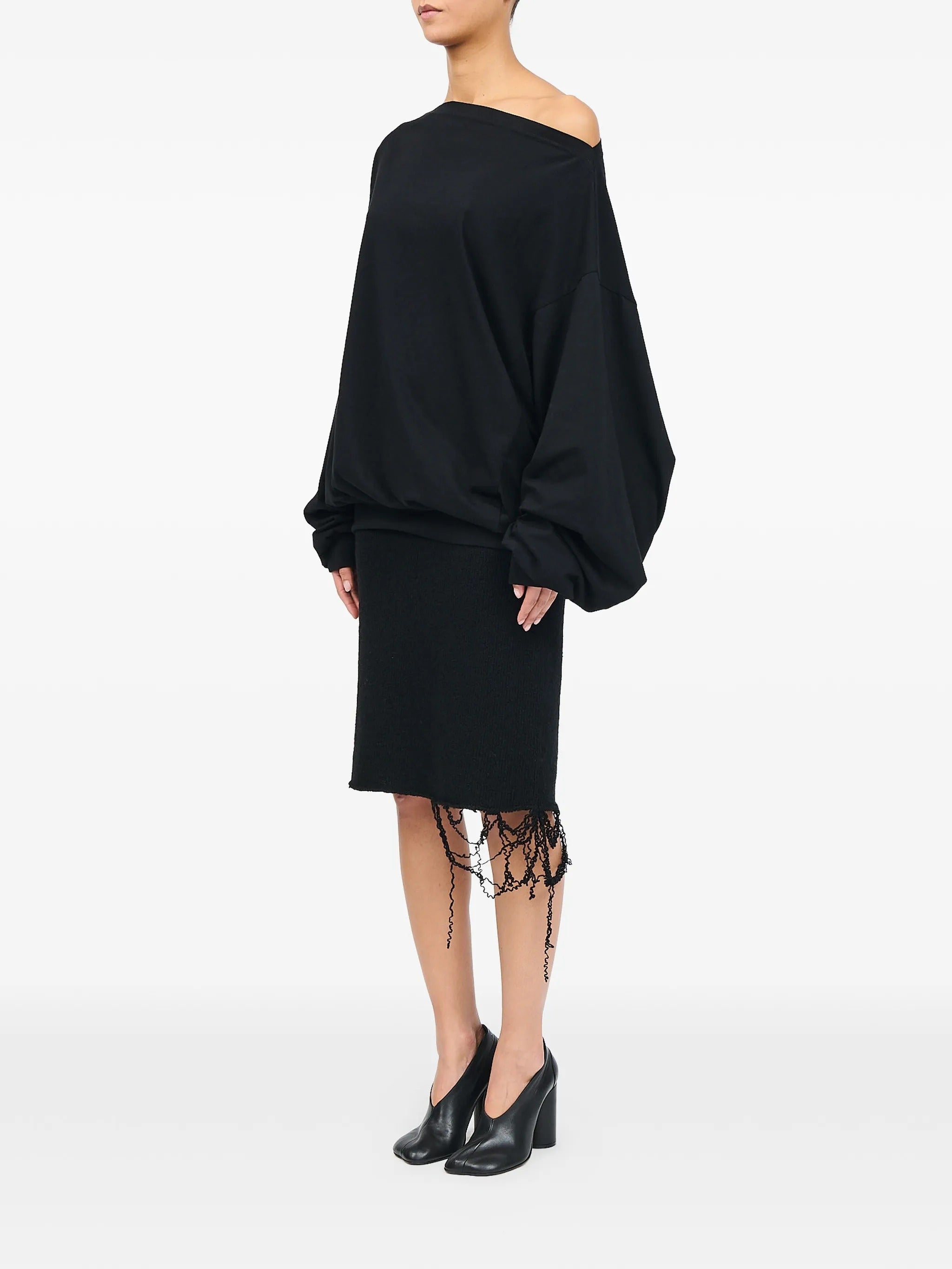 Long-sleeved top