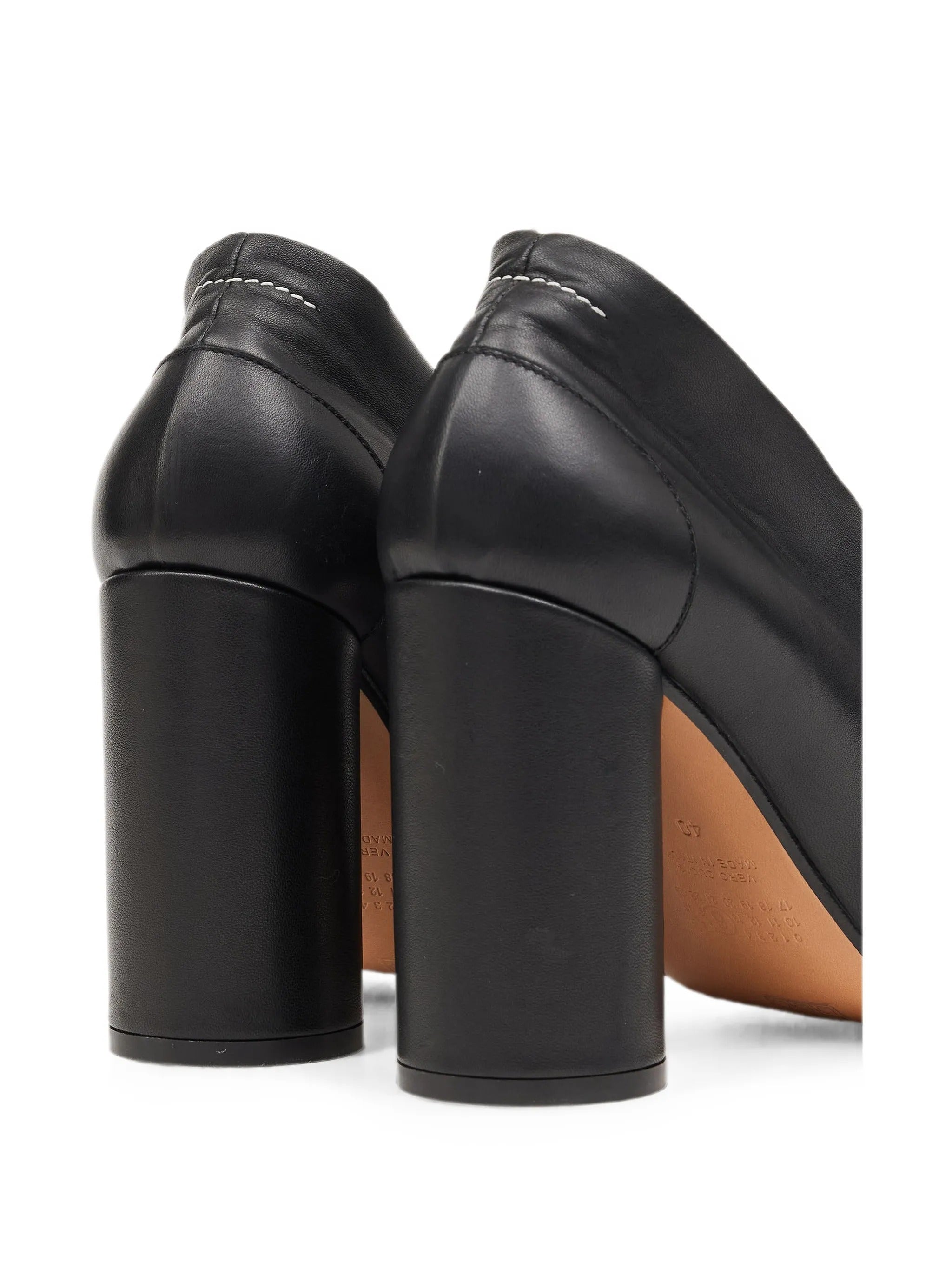 Court shoe
