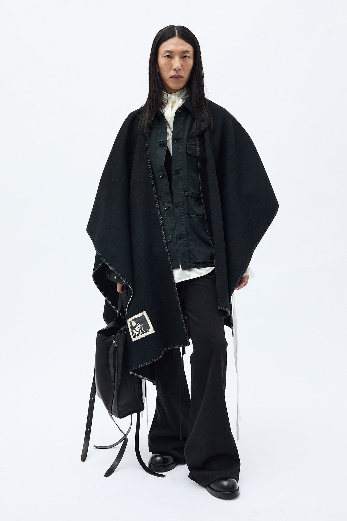 Ovart rectangular cape with printed leather patch