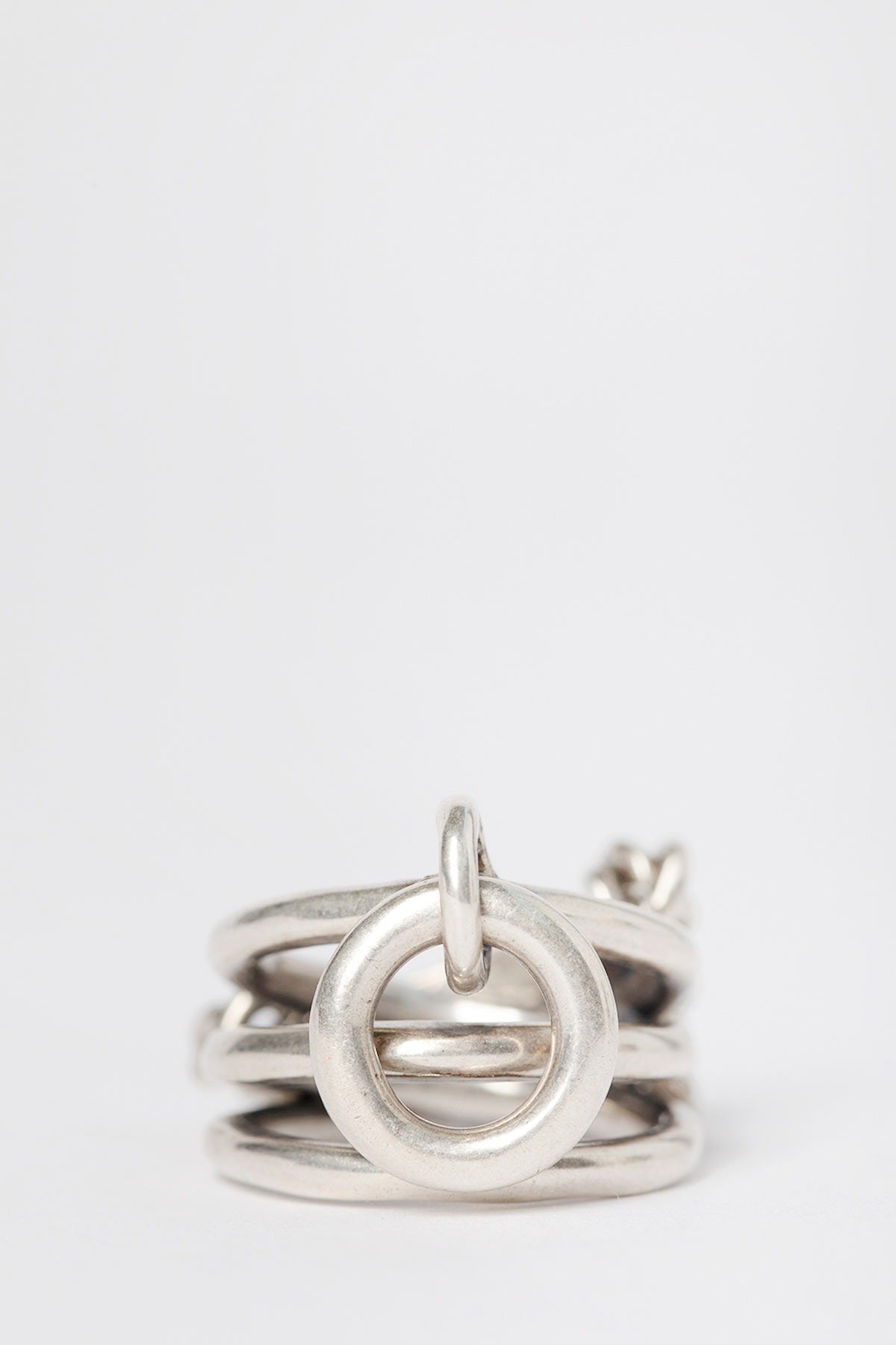 Eida plate ring